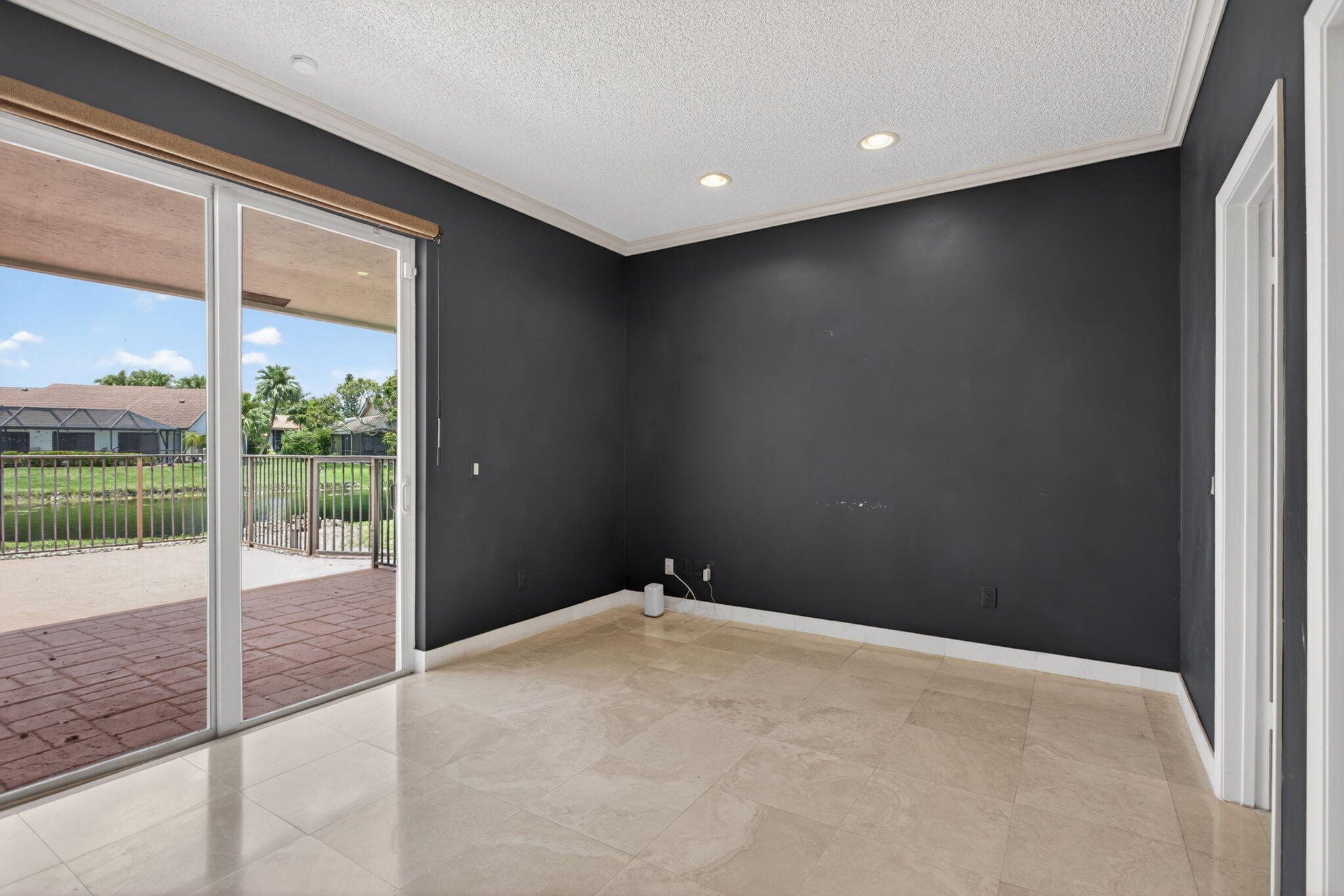 8725 Banyan, Tamarac FL 33321