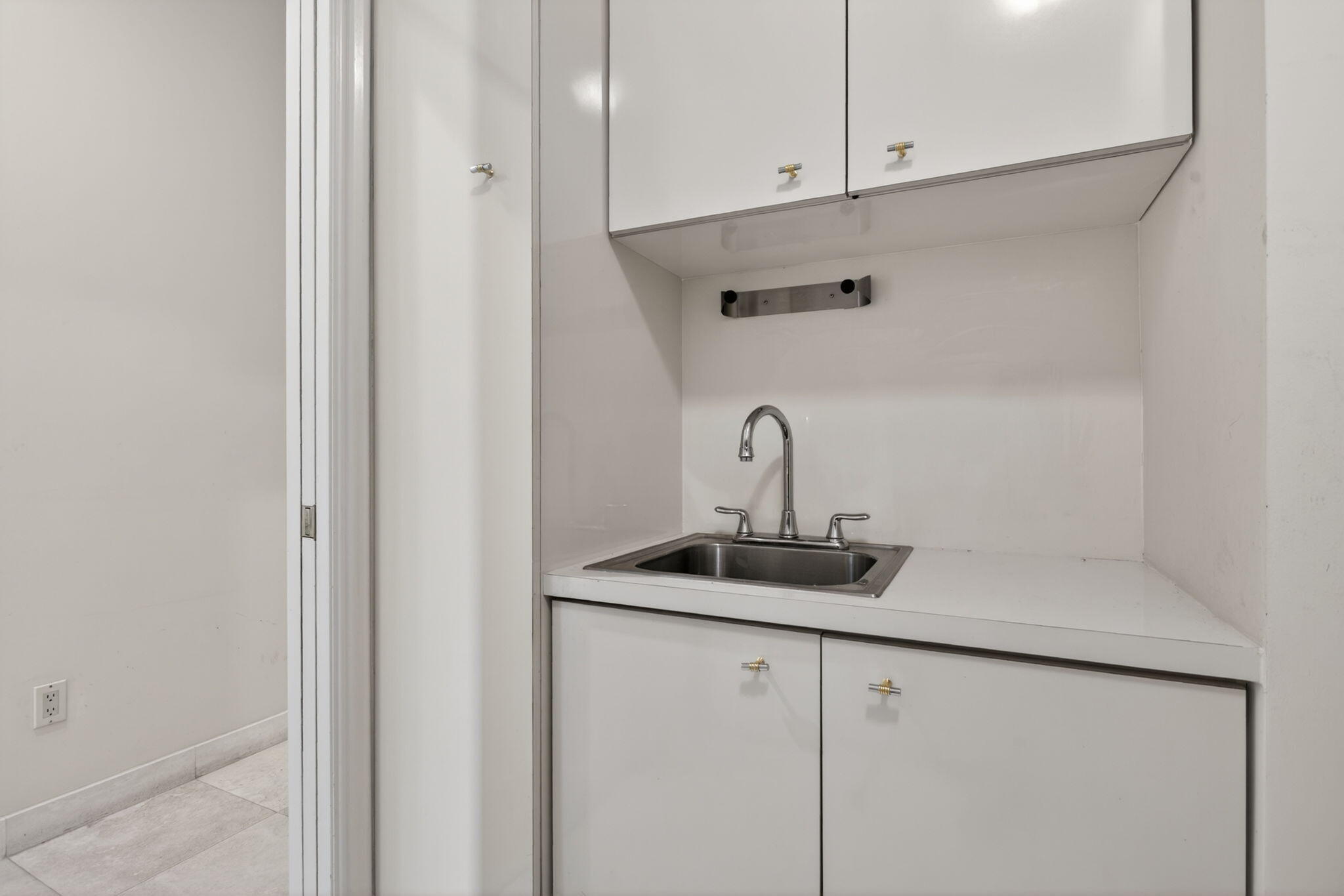 8725 Banyan, Tamarac FL 33321