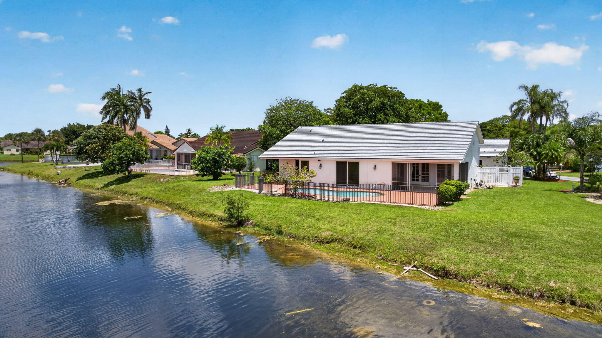 8725 Banyan, Tamarac FL 33321