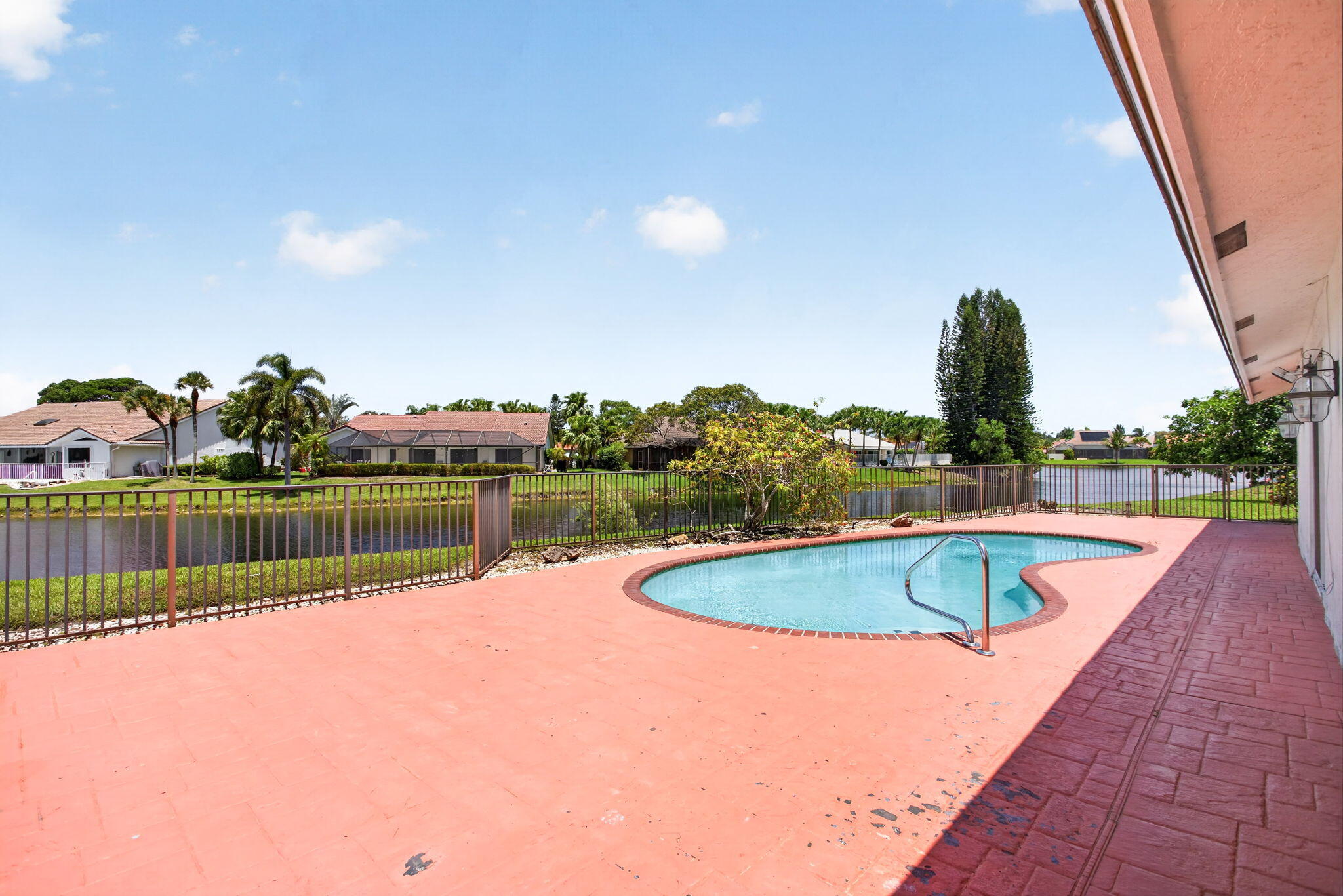 8725 Banyan, Tamarac FL 33321
