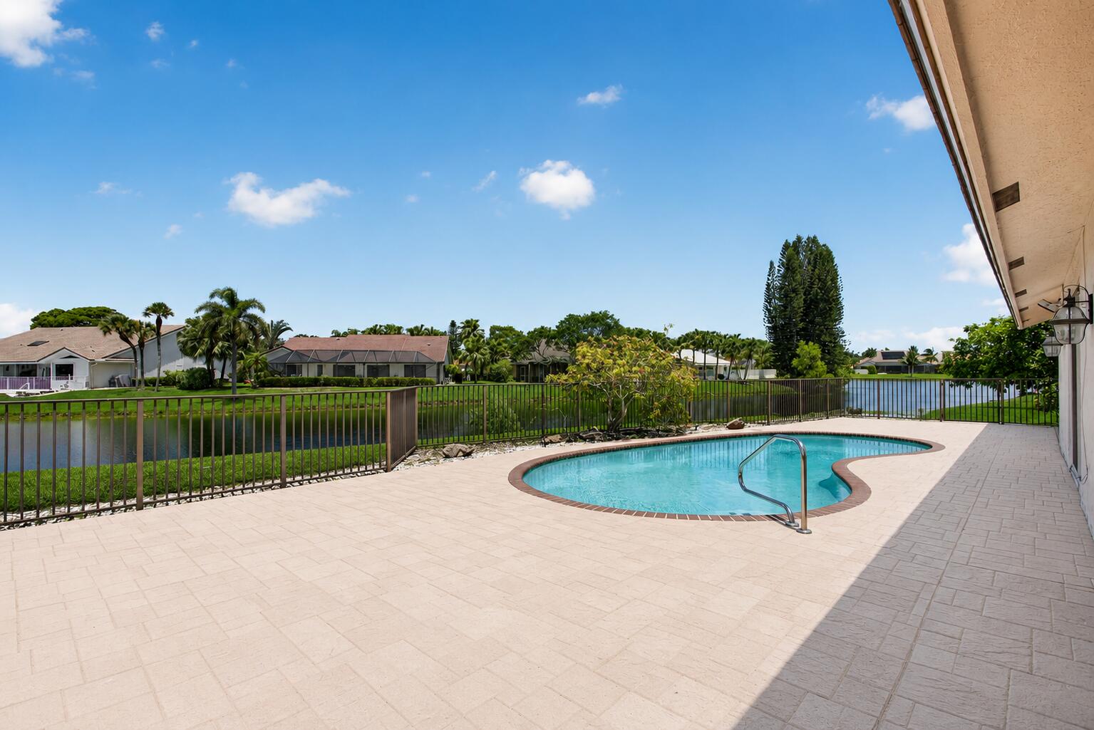 8725 Banyan, Tamarac FL 33321