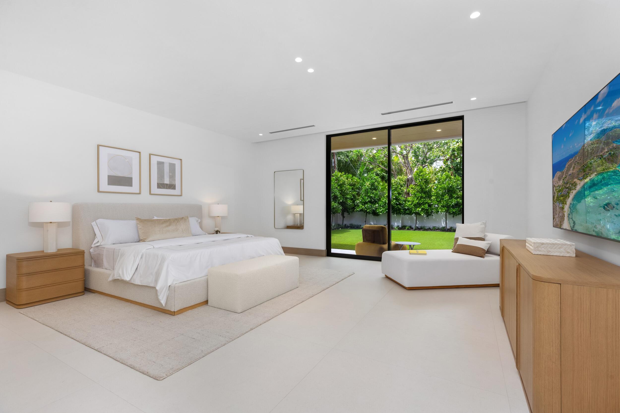 1351 Cocoanut, Boca Raton FL 33432