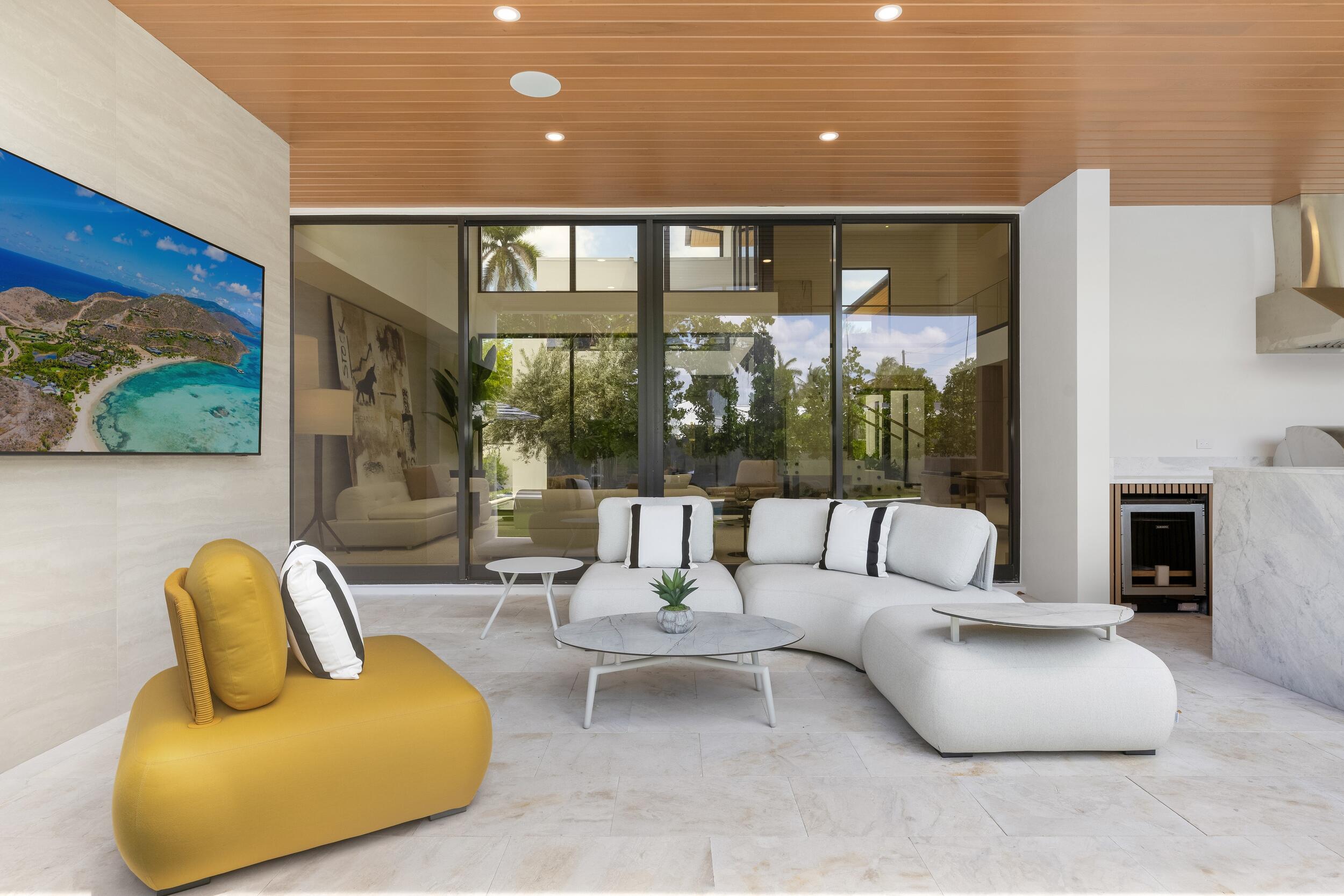 1351 Cocoanut, Boca Raton FL 33432