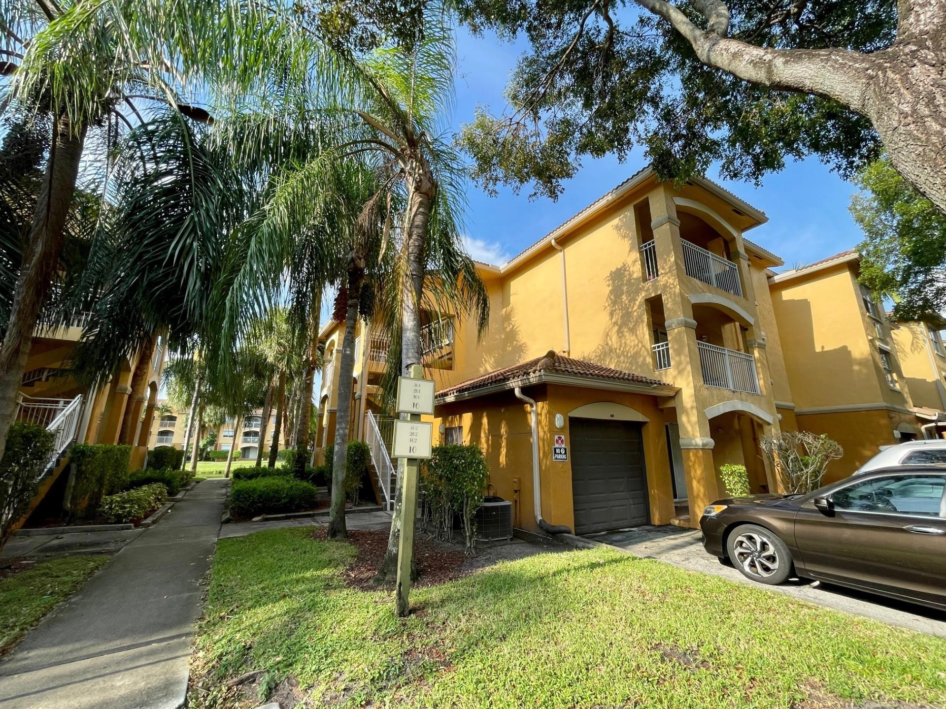 9615 NW 1st #10-202, Pembroke Pines FL 33024