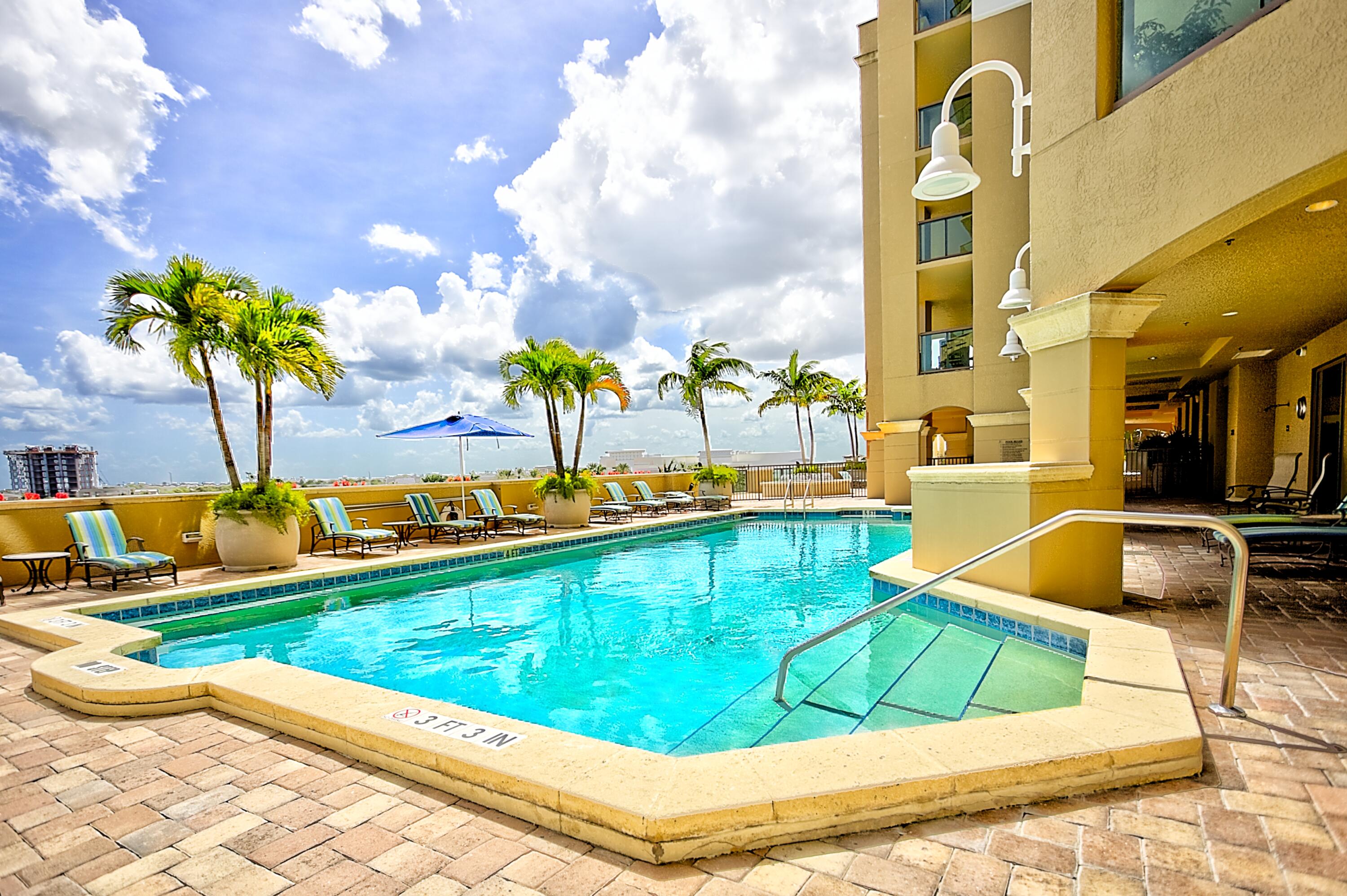 3610 Gardens #402a, Palm Beach Gardens FL 33410