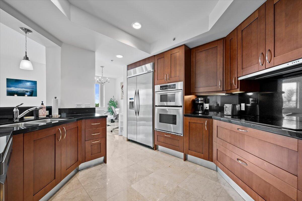 3610 Gardens #402a, Palm Beach Gardens FL 33410