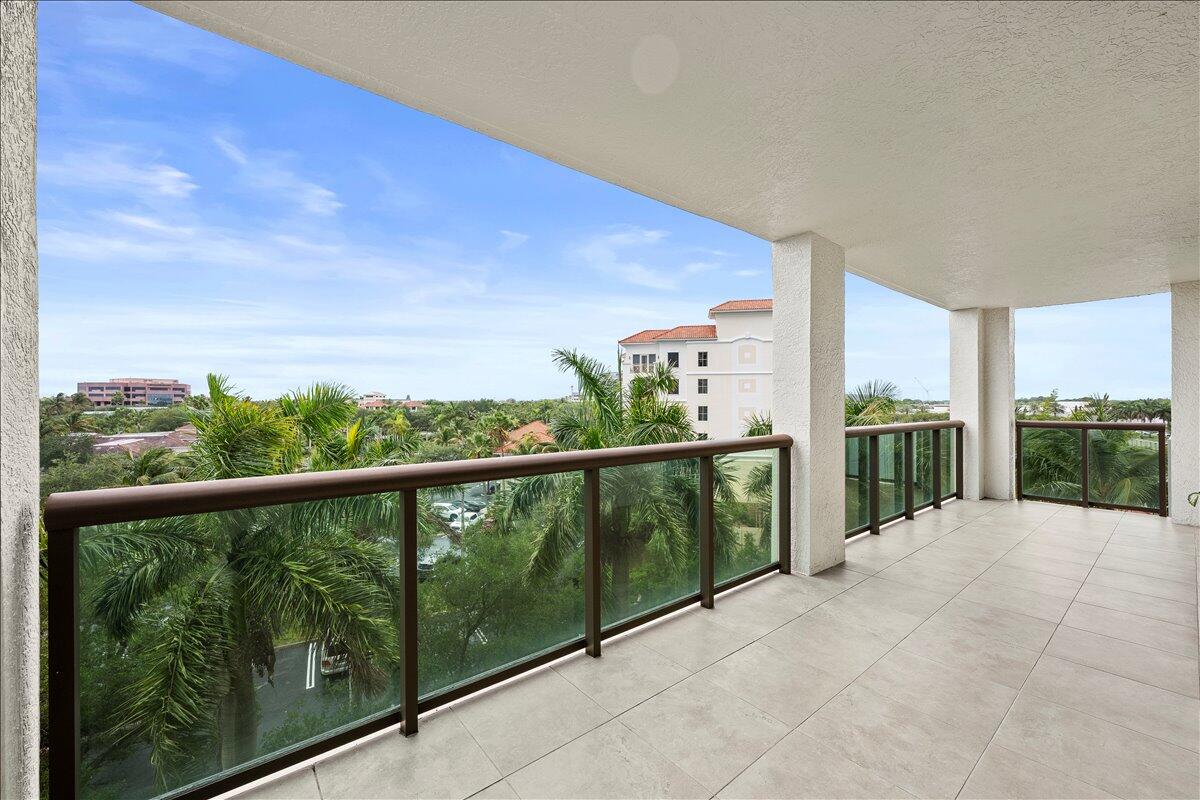3610 Gardens #402a, Palm Beach Gardens FL 33410