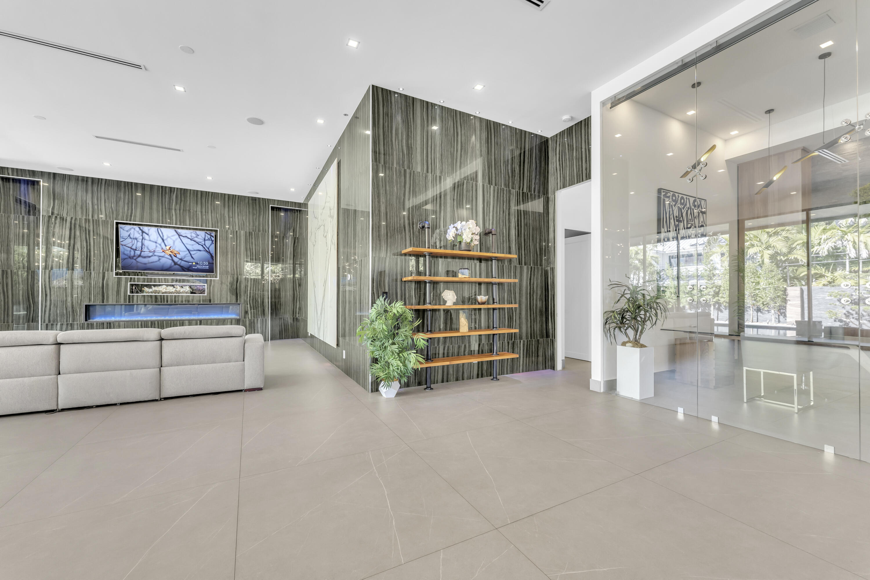 2401 NE 13th, Fort Lauderdale FL 33304