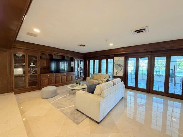 57 Cayuga, Sea Ranch Lakes FL 33308