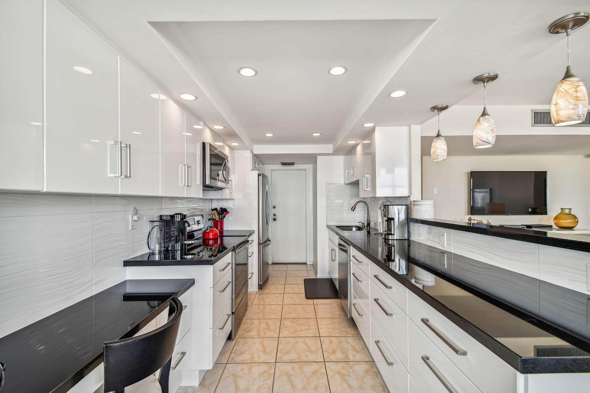 100 Golden Isles #708, Hallandale Beach FL 33009