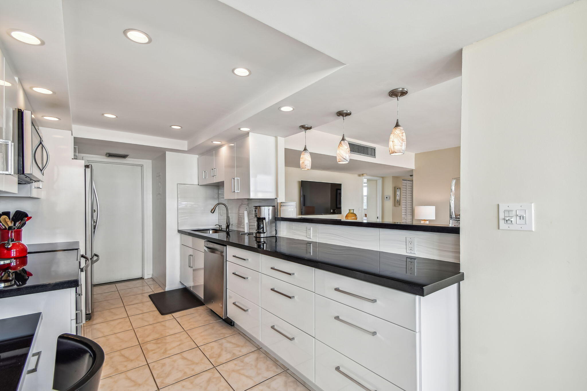 100 Golden Isles #708, Hallandale Beach FL 33009