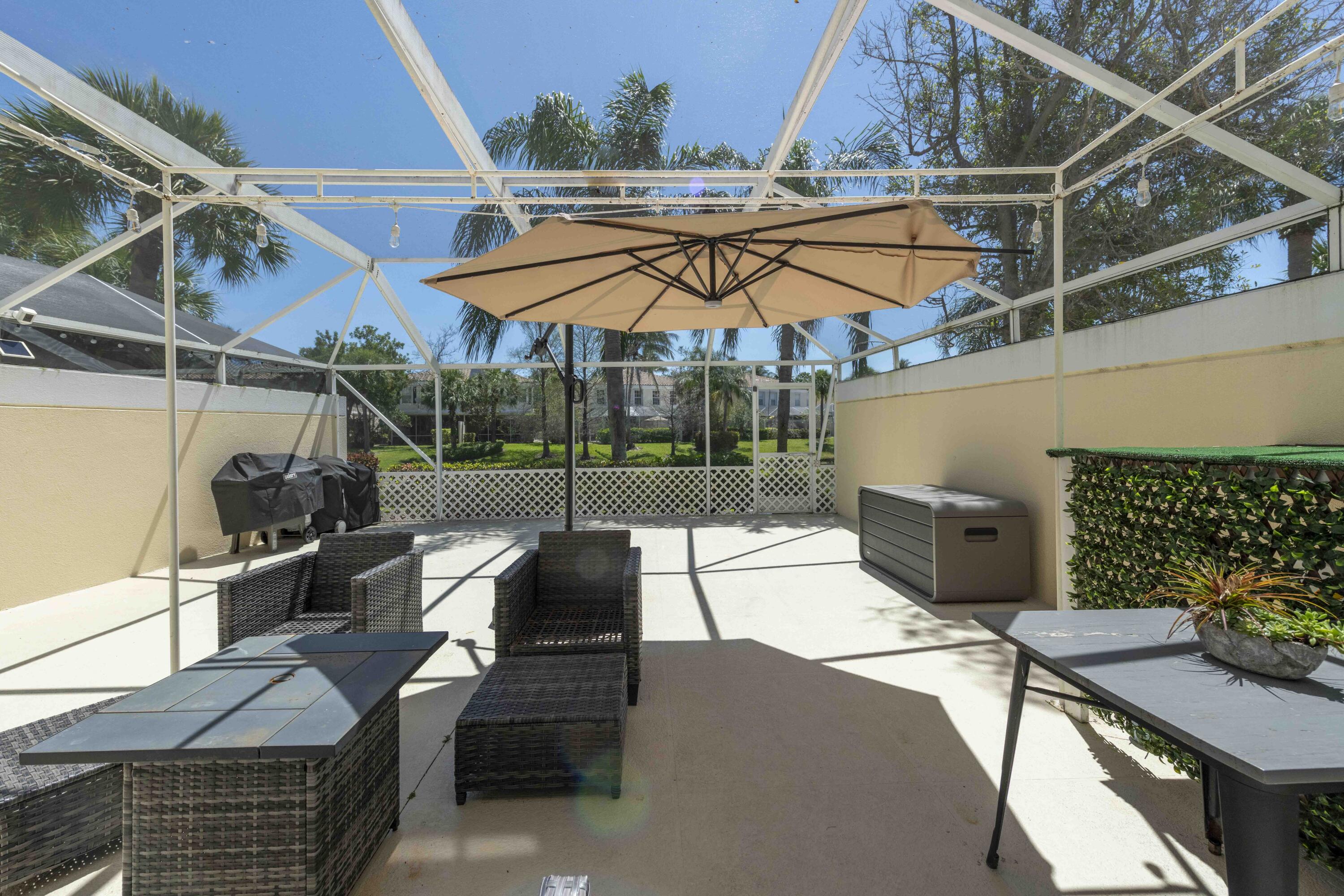154 Santa Barbara, Palm Beach Gardens FL 33410