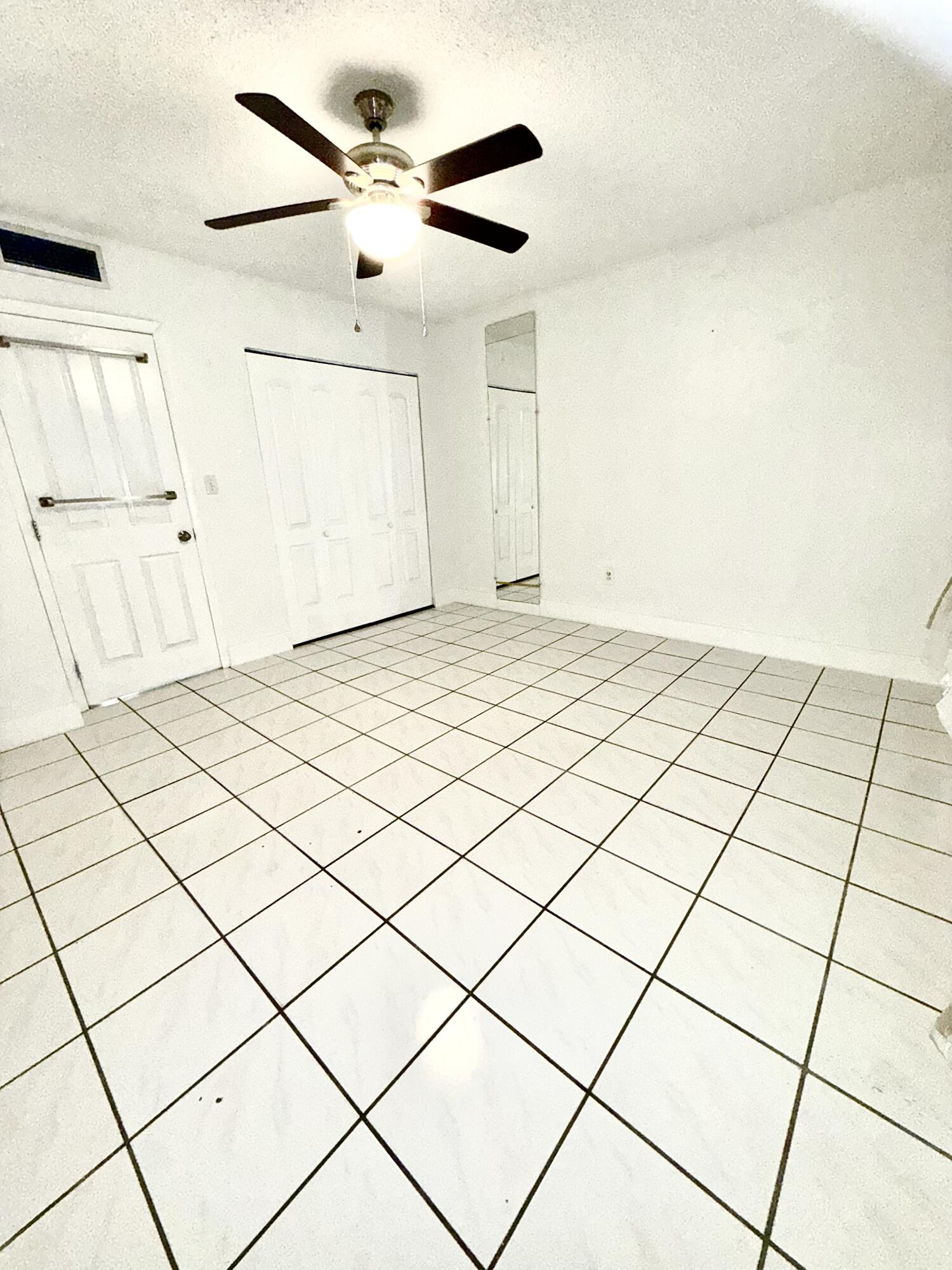 4050 NW 135th #22-1, Opa Locka FL 33054
