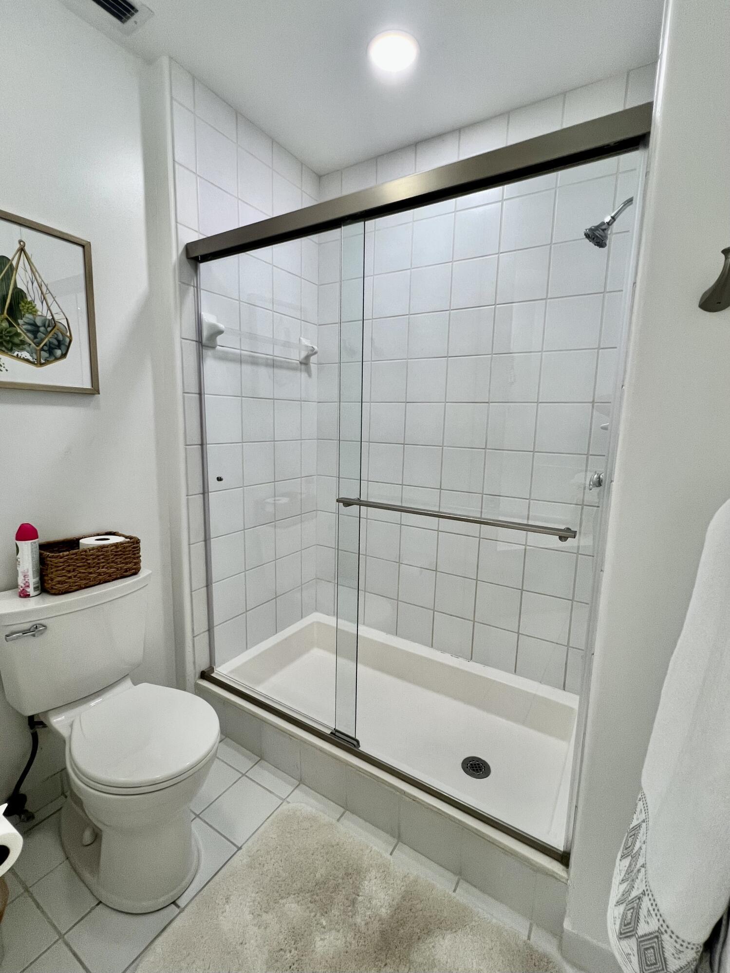 2431 NW 59th #404, Boca Raton FL 33496