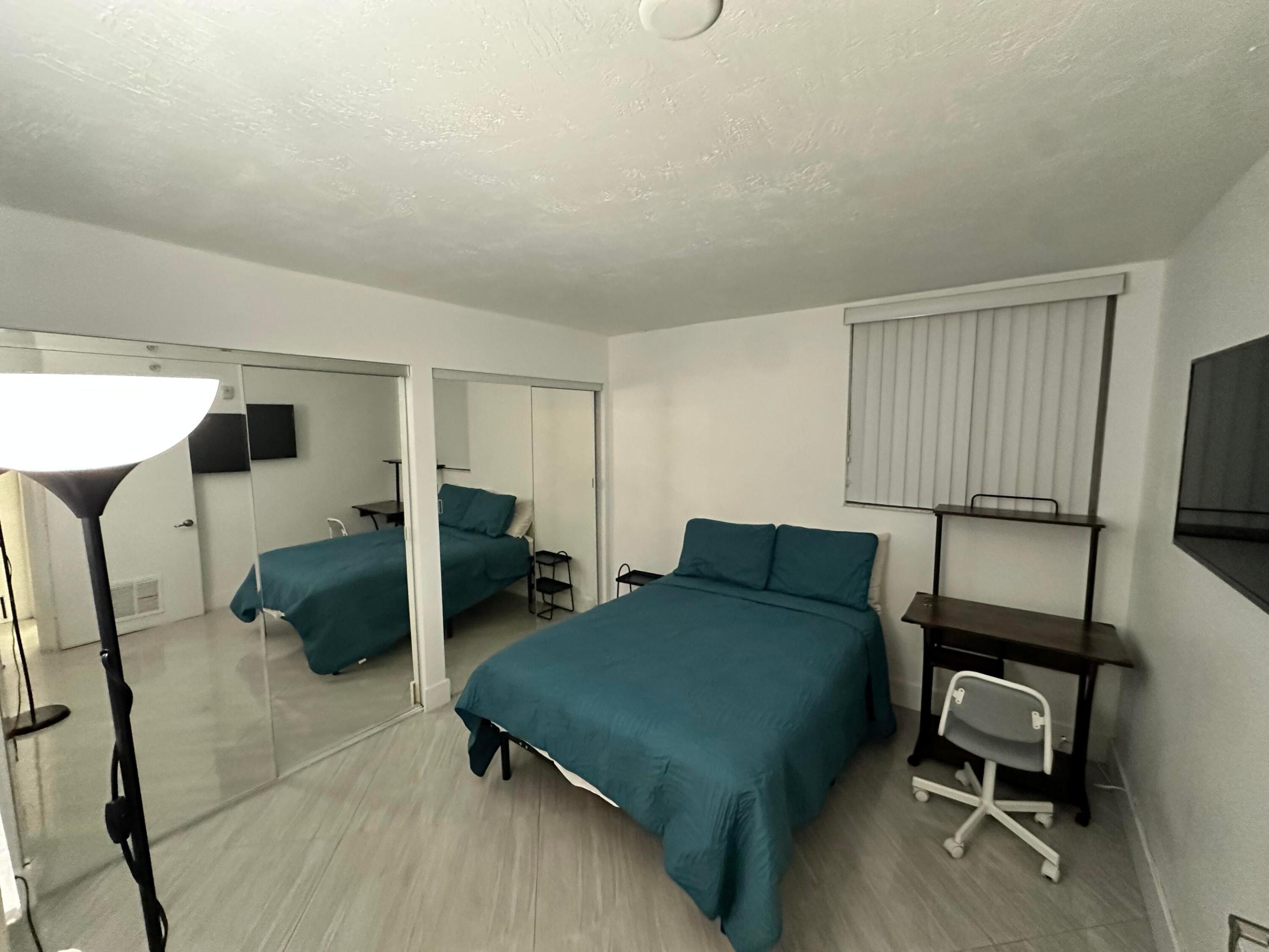 102 SW 6th #206, Miami FL 33130