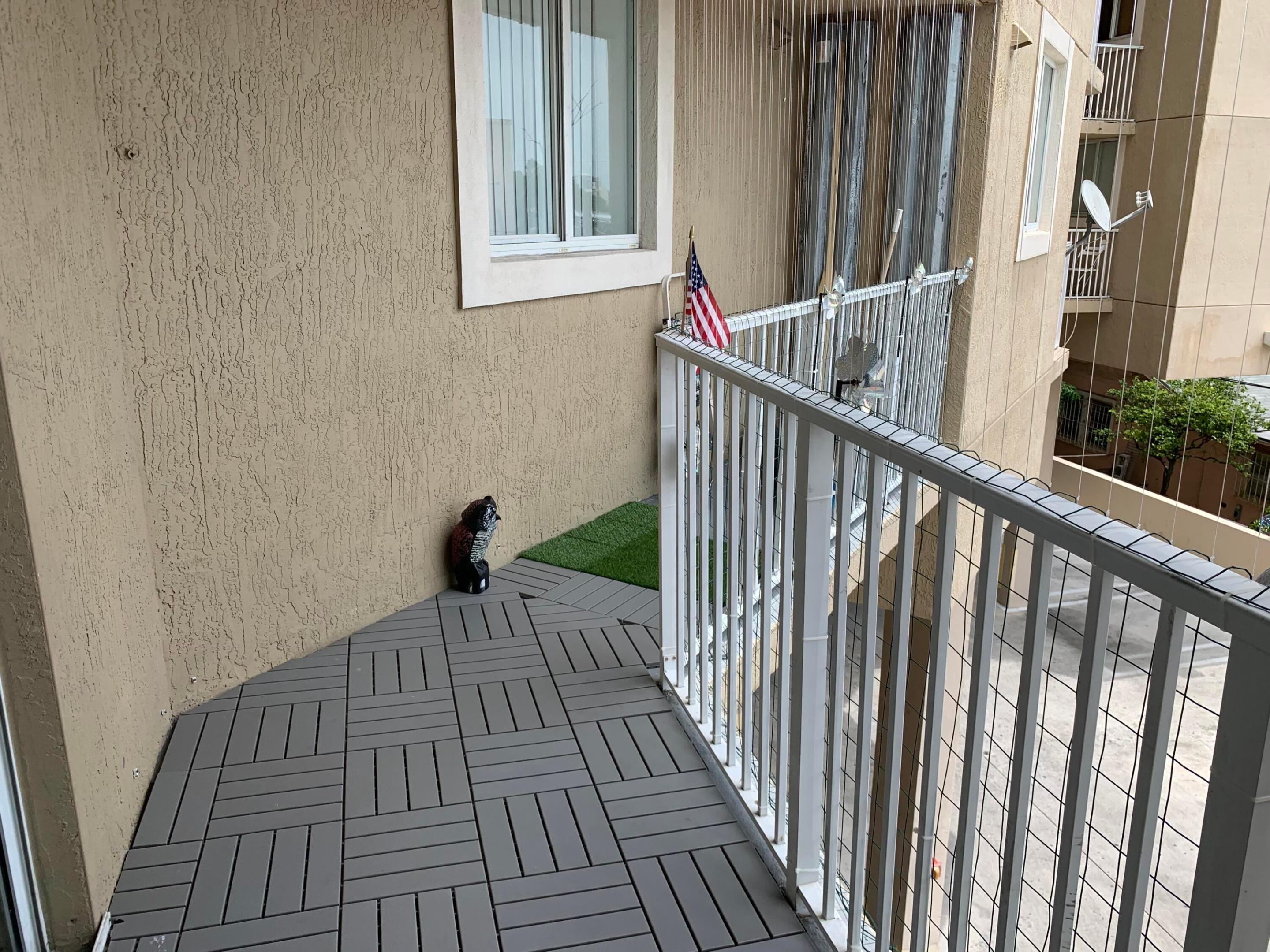 102 SW 6th #206, Miami FL 33130
