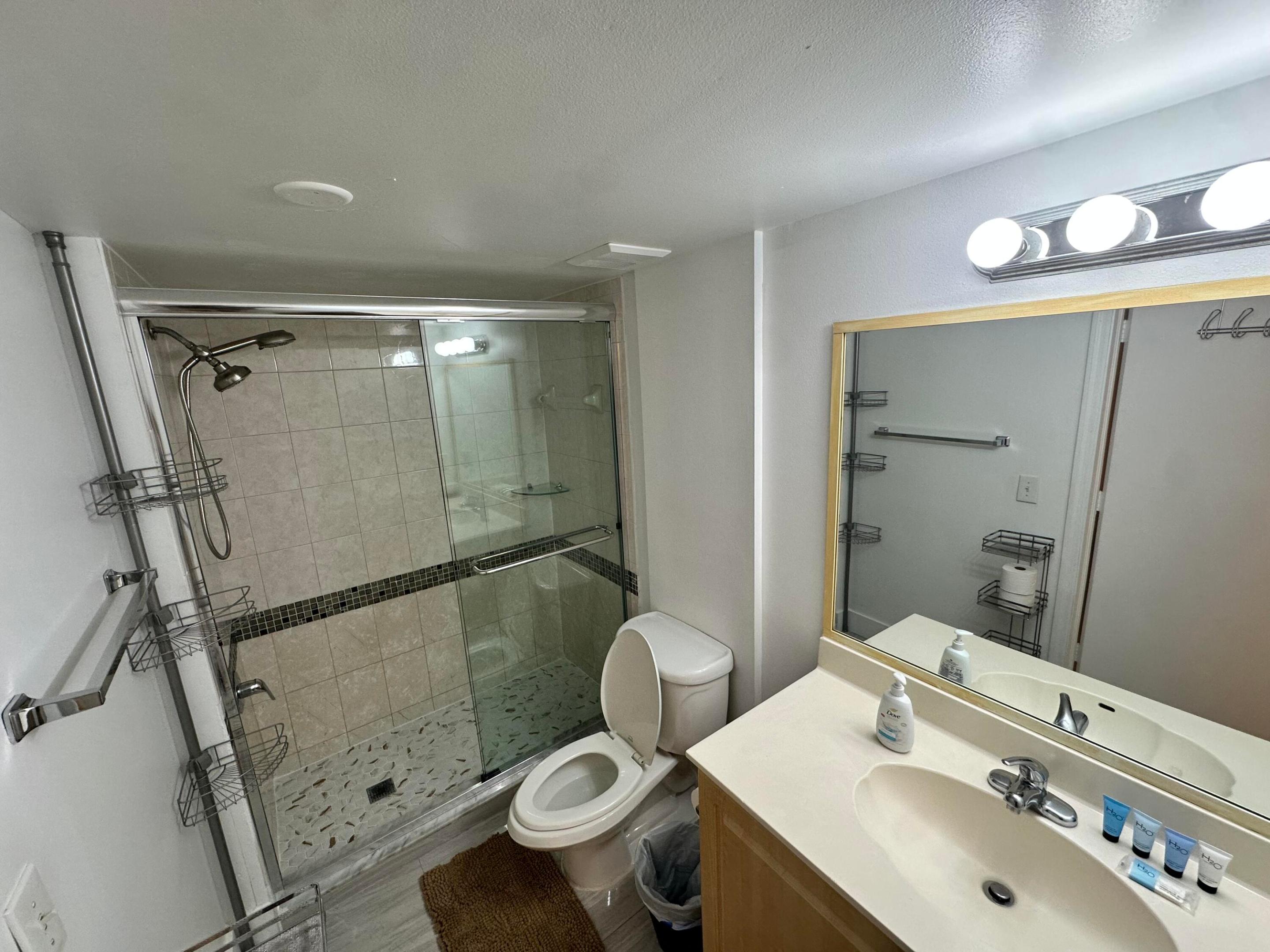 102 SW 6th #206, Miami FL 33130