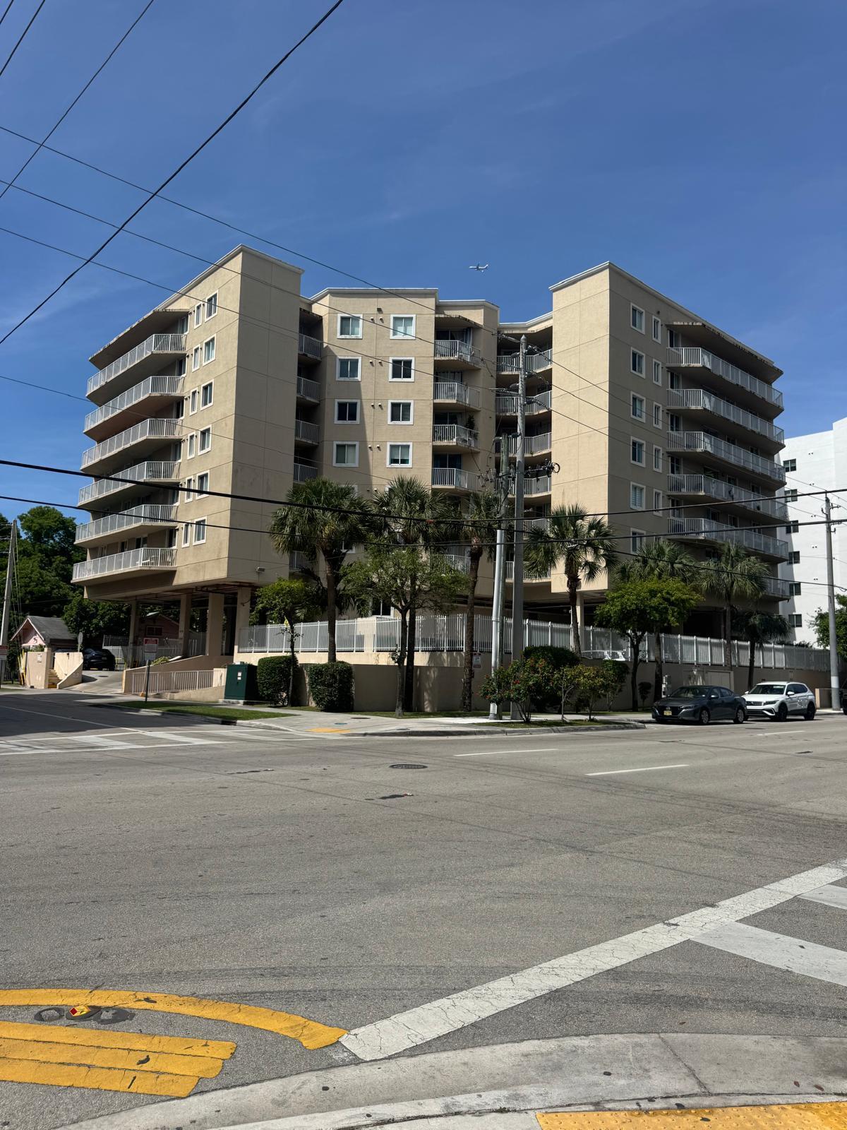 102 SW 6th #206, Miami FL 33130