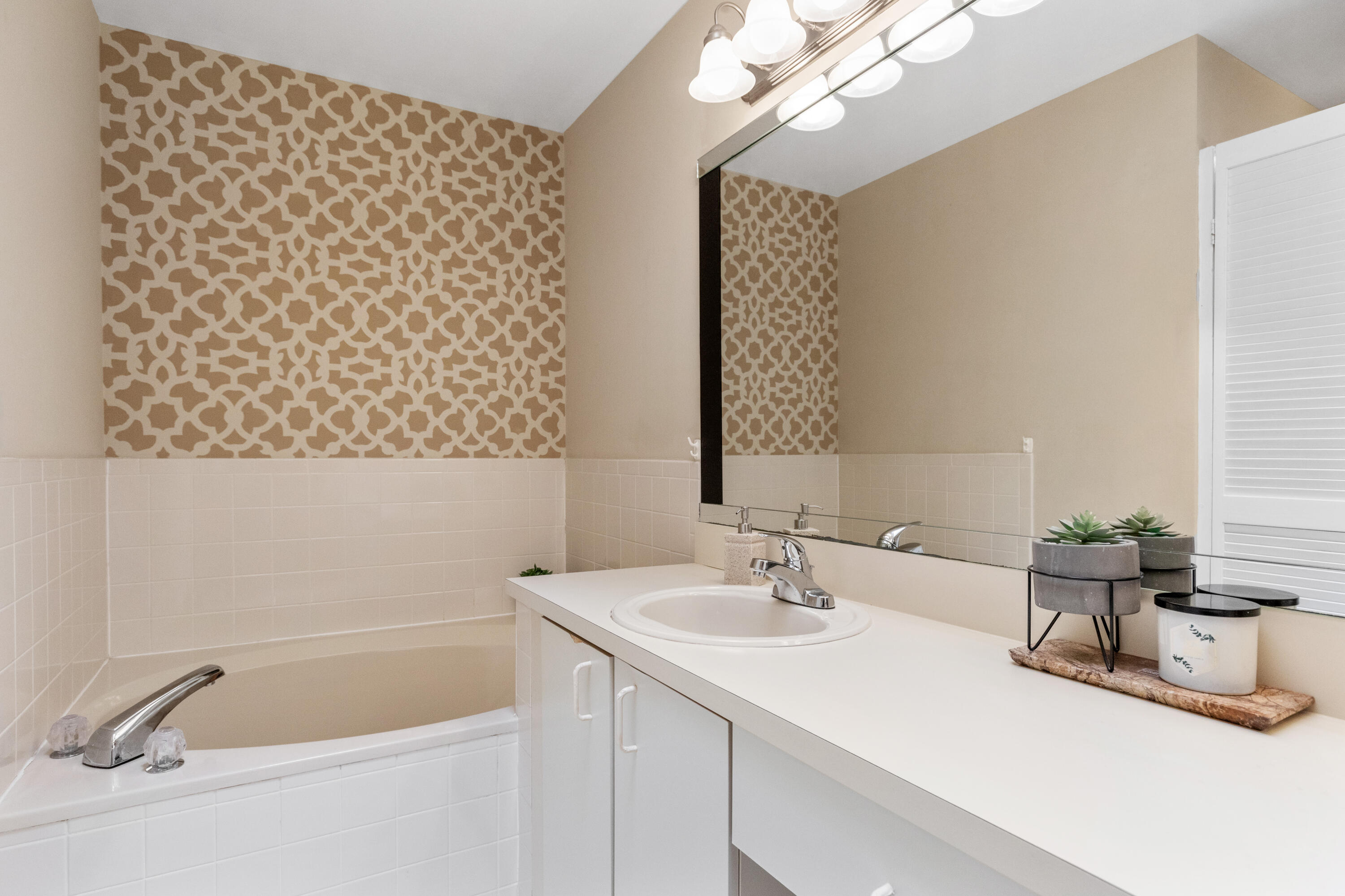 5535 NW 54th, Coconut Creek FL 33073