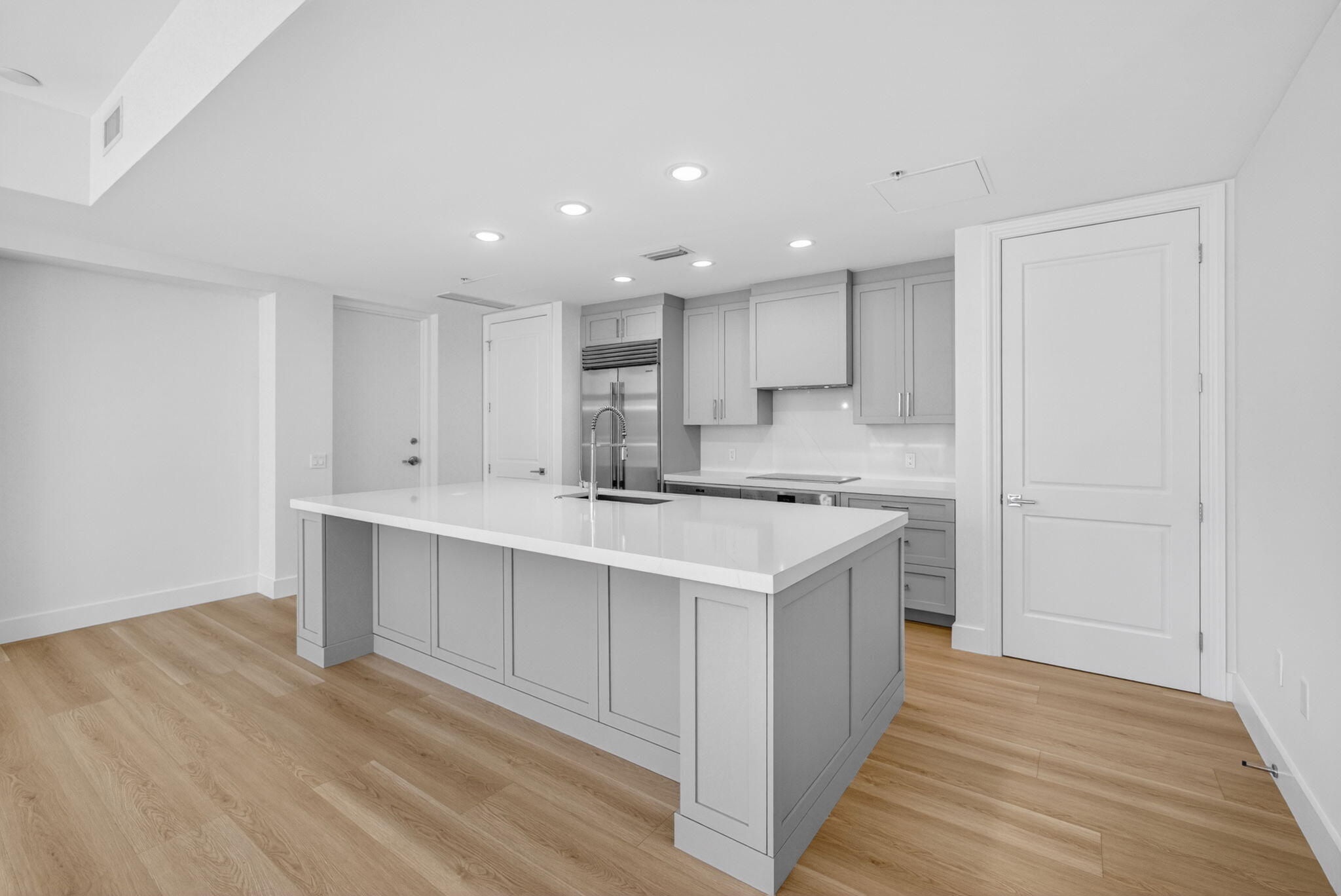 182 Lake #5-301, Palm Beach Shores FL 33404