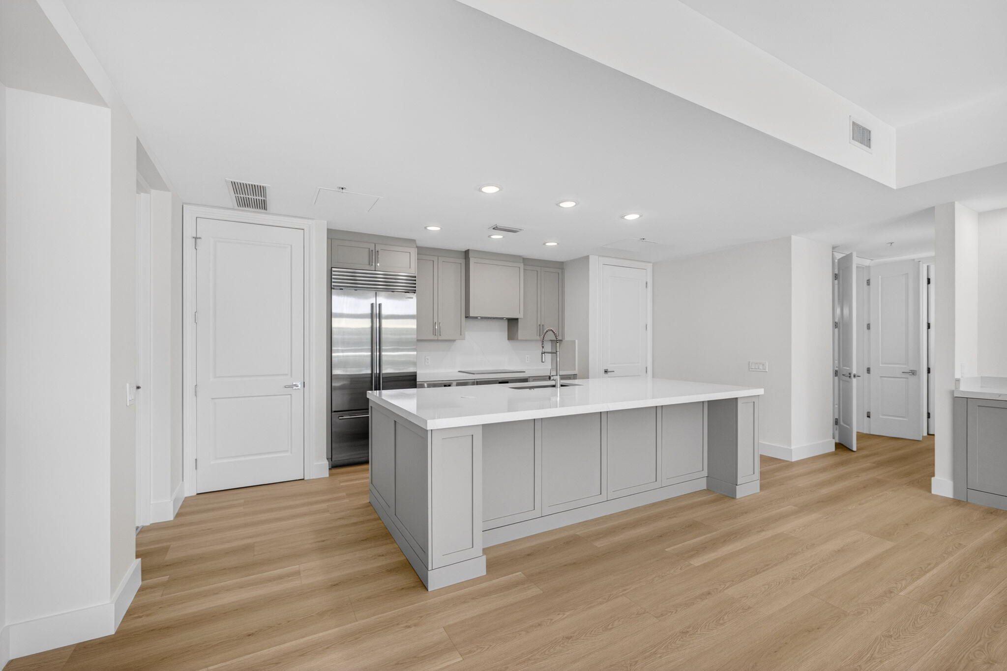 182 Lake #5-301, Palm Beach Shores FL 33404