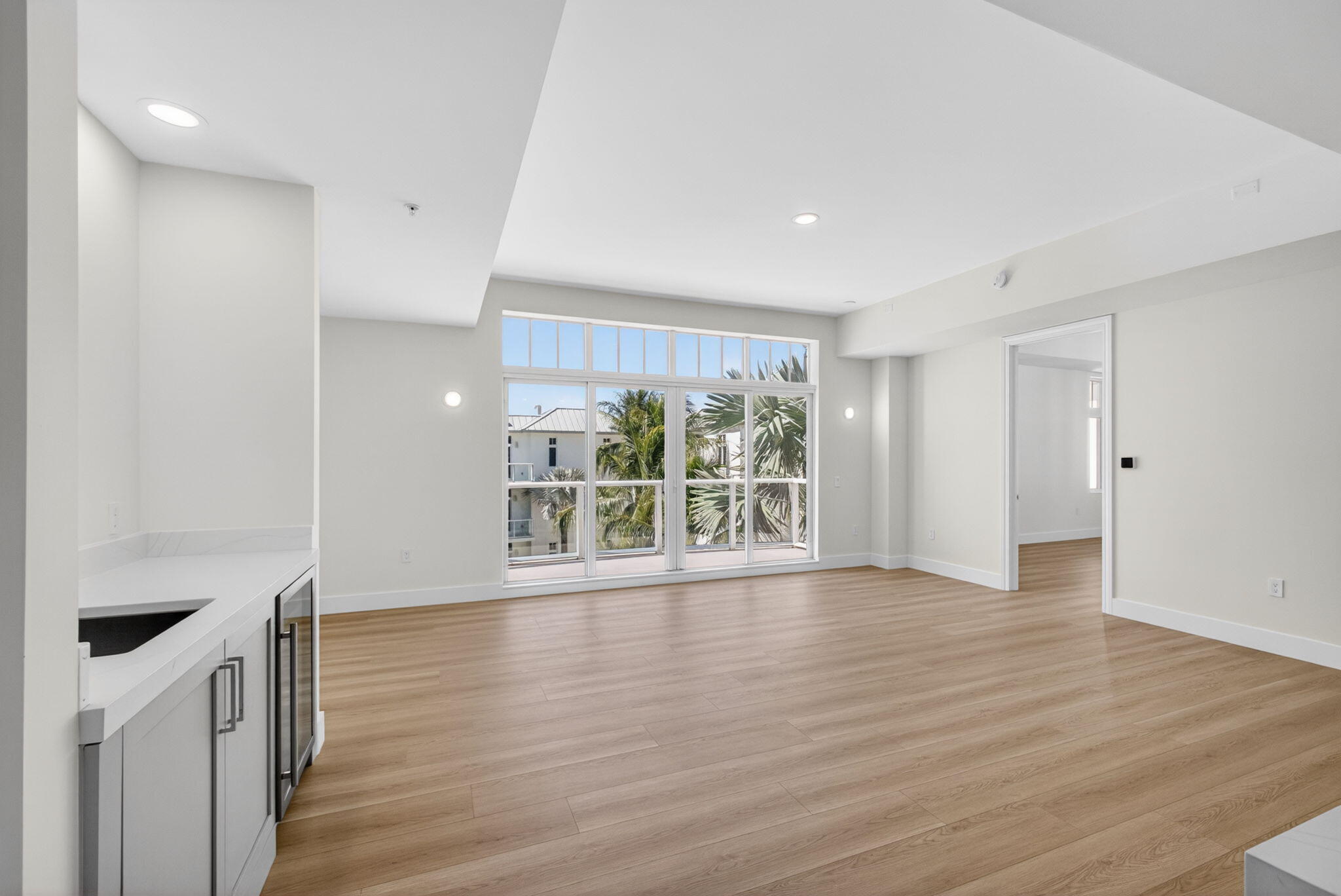 182 Lake #5-301, Palm Beach Shores FL 33404