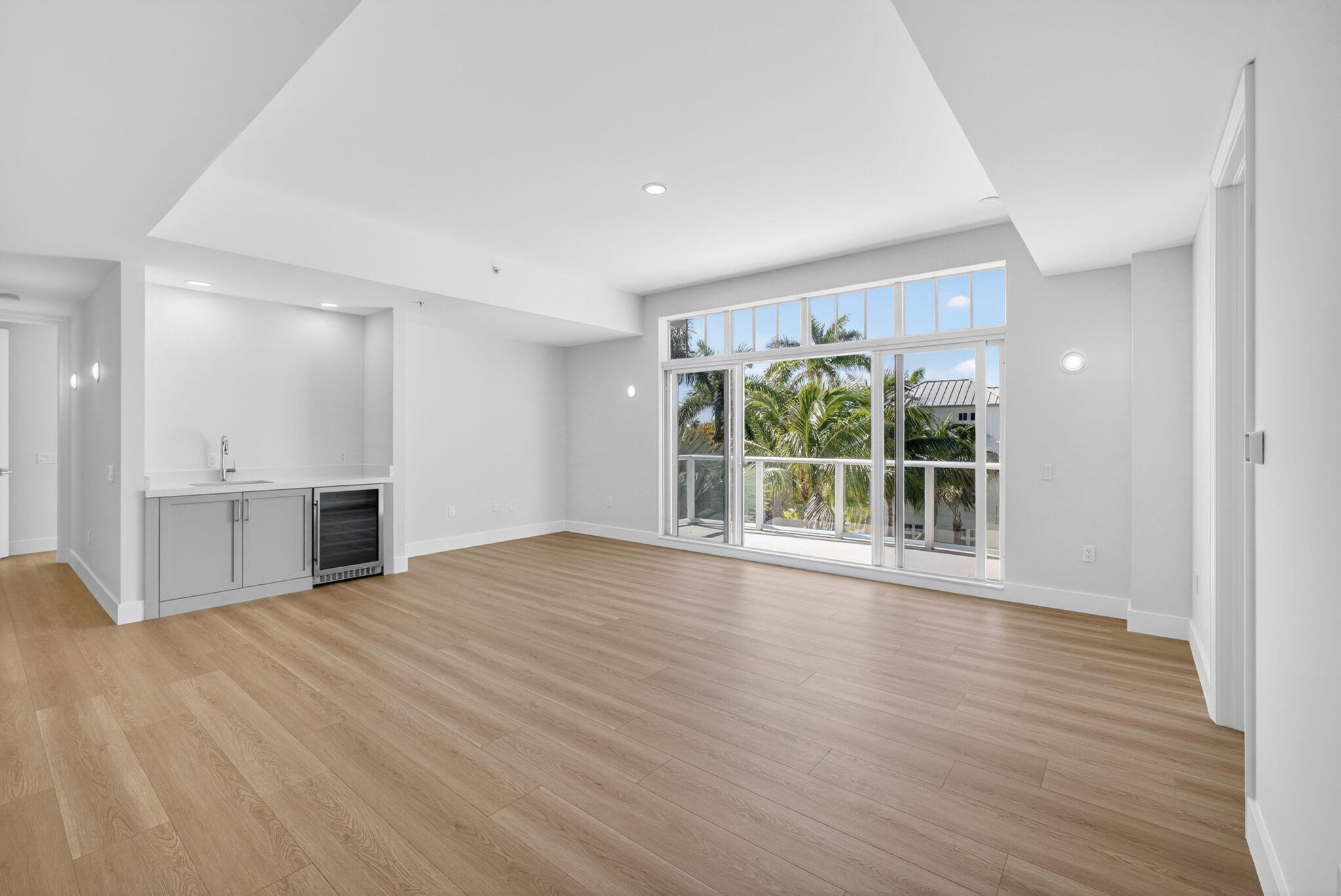 182 Lake #5-301, Palm Beach Shores FL 33404