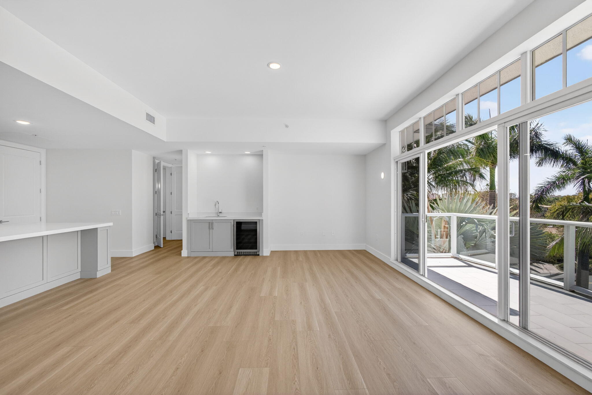 182 Lake #5-301, Palm Beach Shores FL 33404