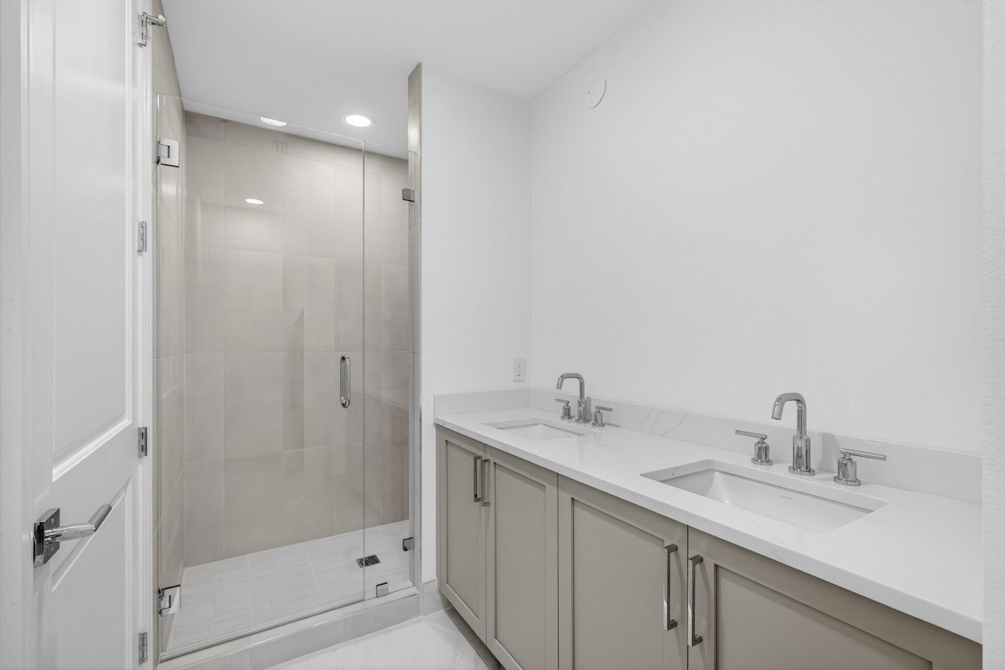 182 Lake #5-301, Palm Beach Shores FL 33404