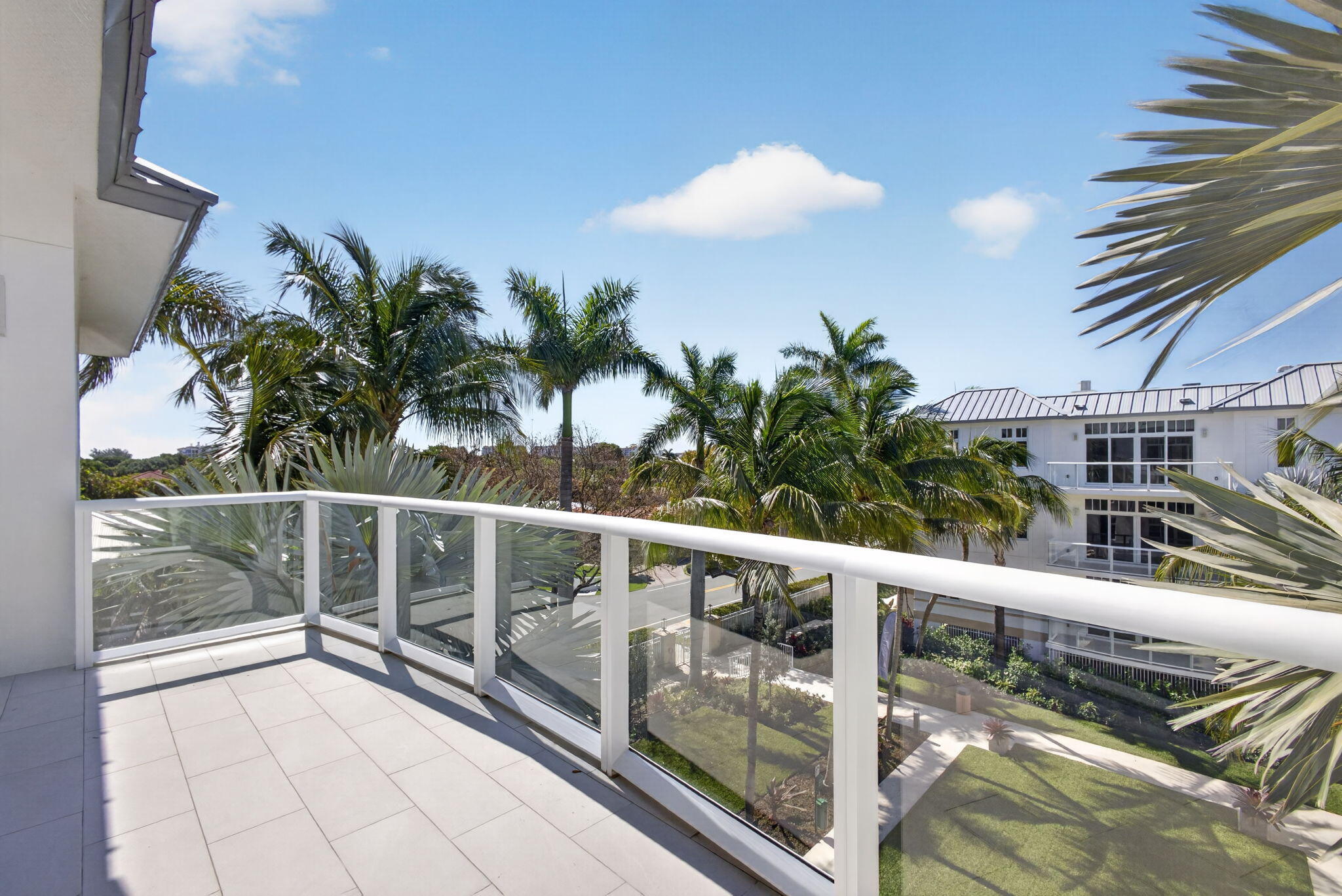 182 Lake #5-301, Palm Beach Shores FL 33404