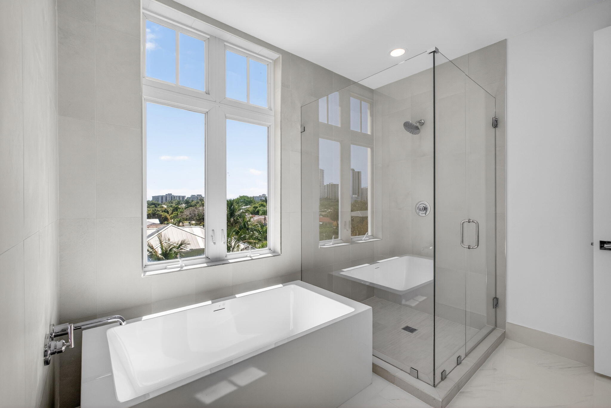 182 Lake #5-301, Palm Beach Shores FL 33404