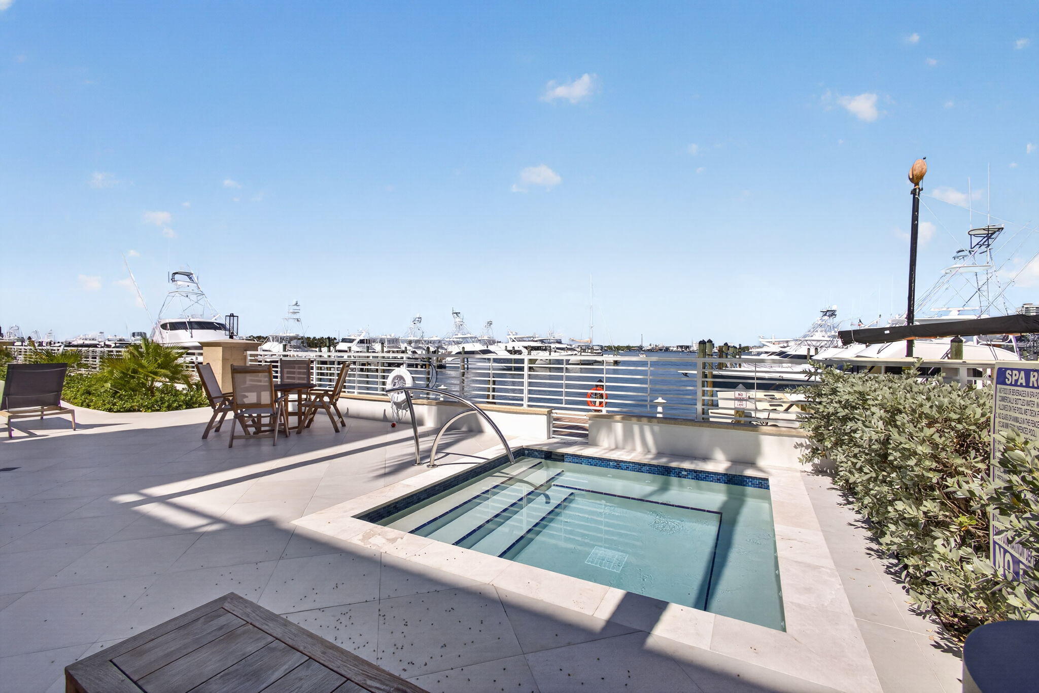 182 Lake #5-301, Palm Beach Shores FL 33404