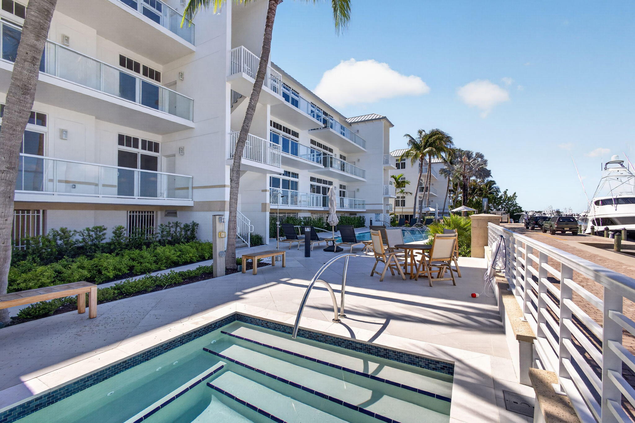182 Lake #5-301, Palm Beach Shores FL 33404