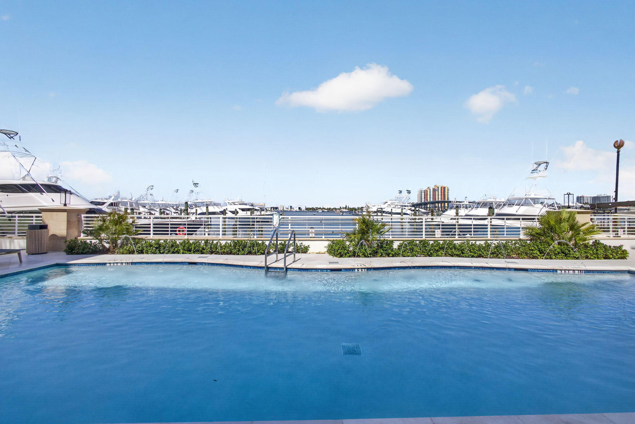 182 Lake #5-301, Palm Beach Shores FL 33404