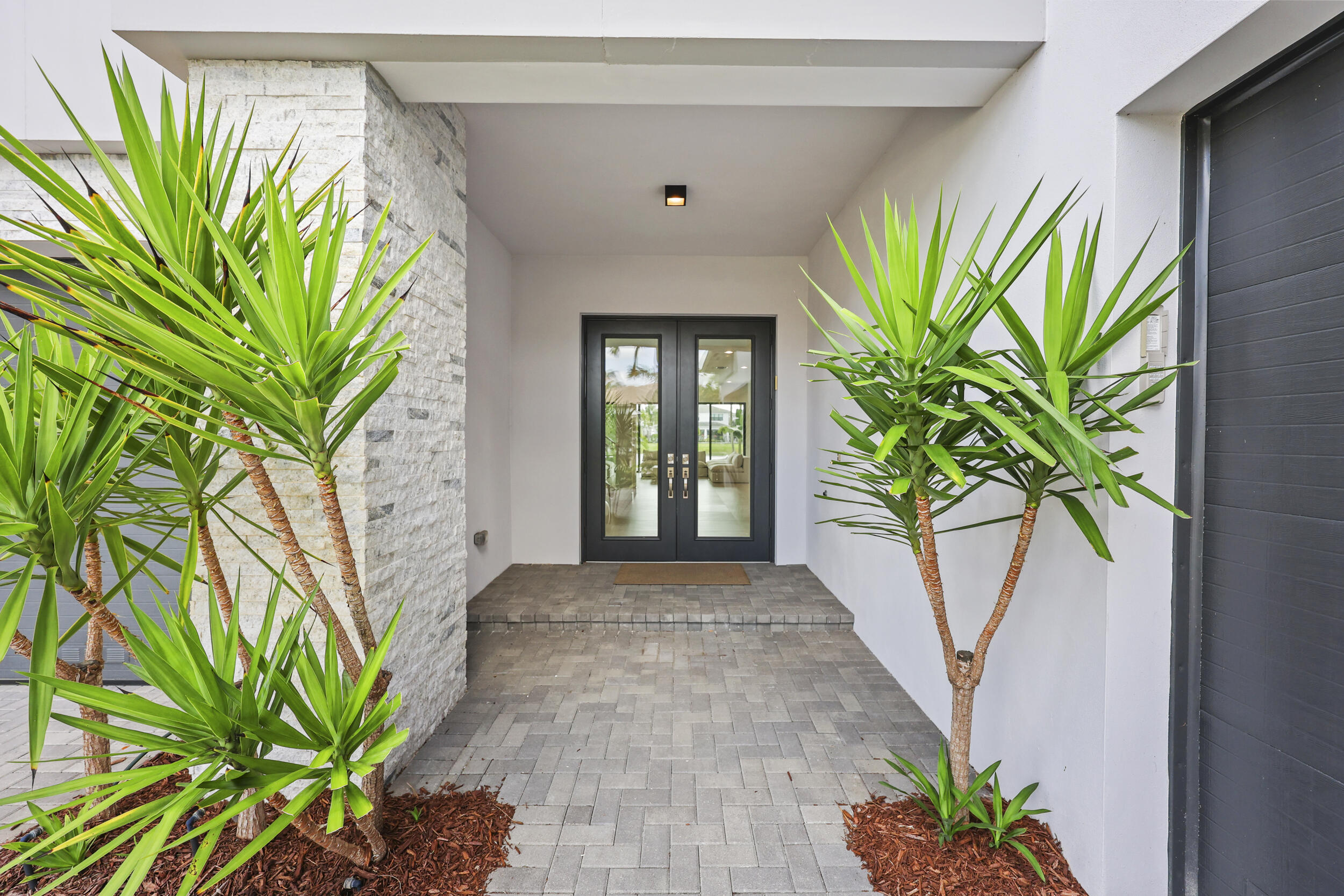 17070 Rainbow Falls, Boca Raton FL 33496