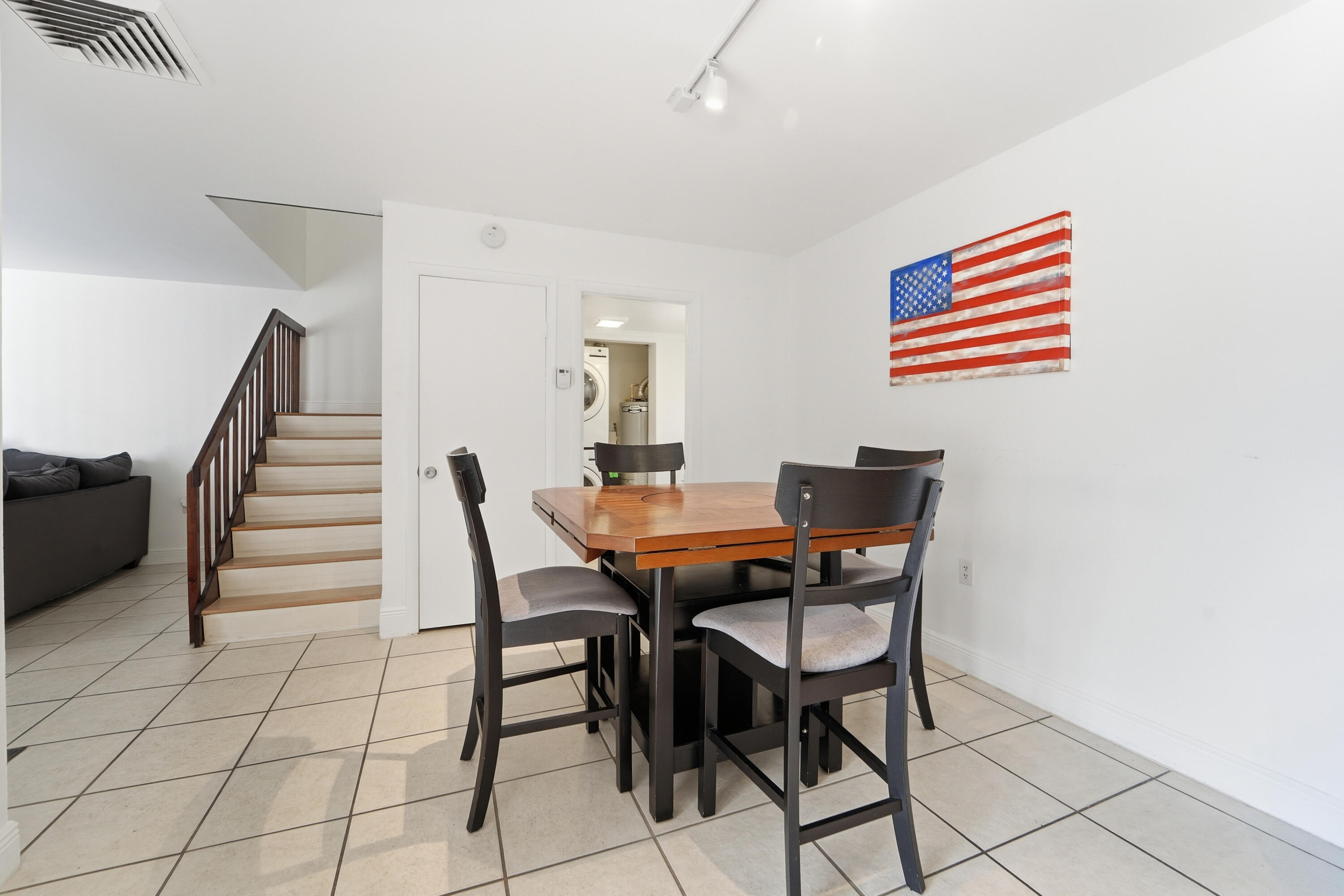 317 3rd, Palm Beach Gardens FL 33410