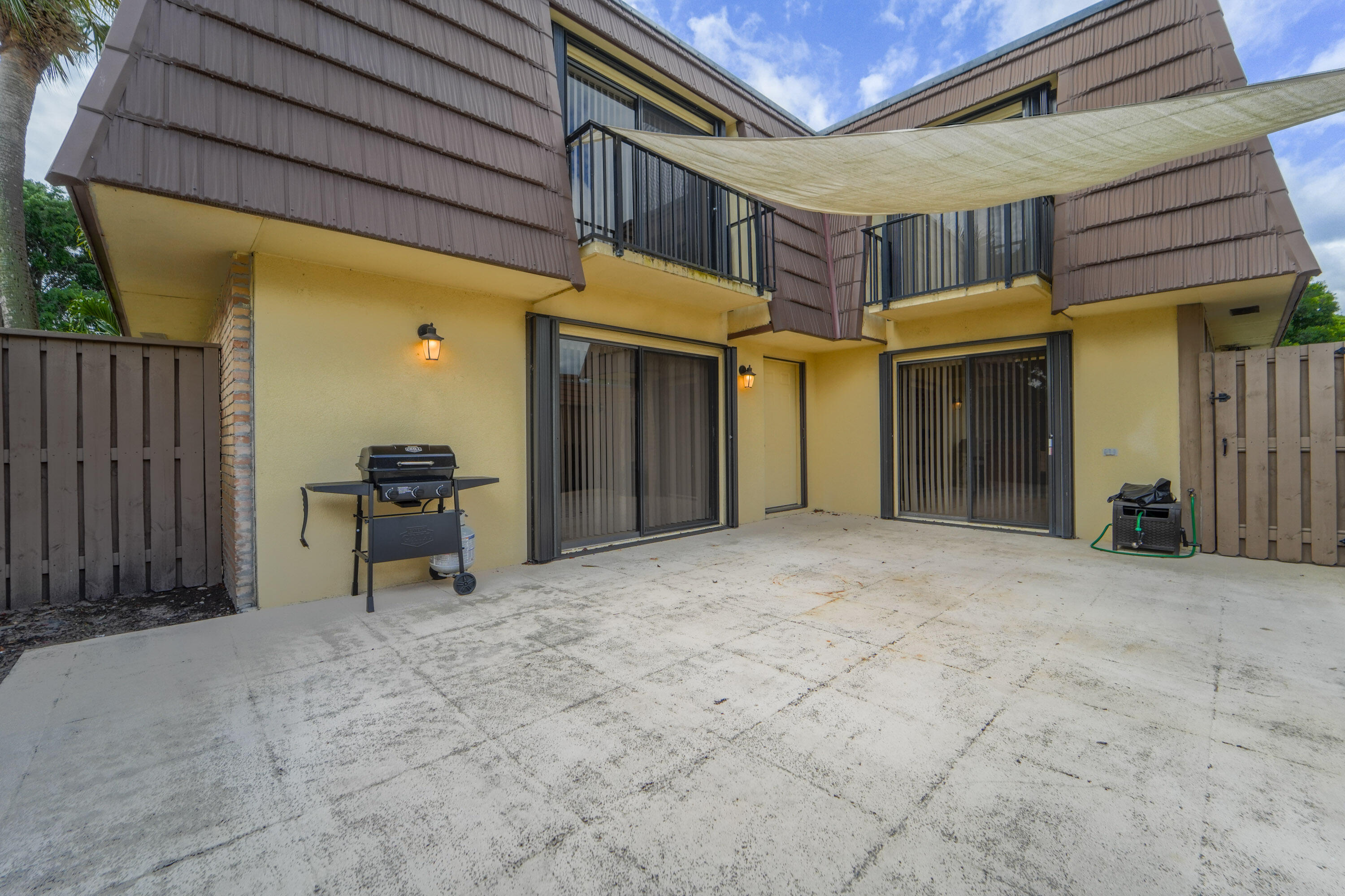 317 3rd, Palm Beach Gardens FL 33410
