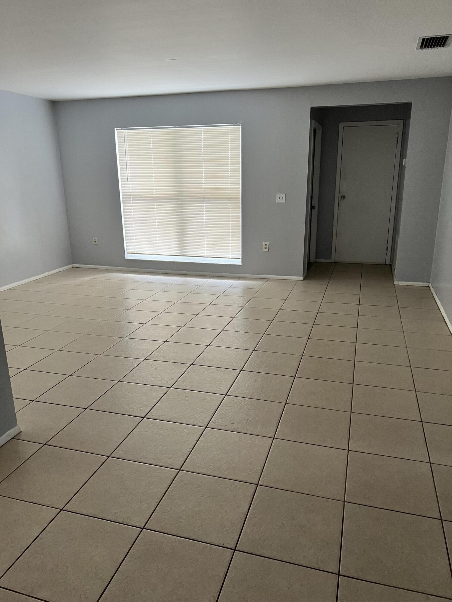 11421 NW 39th, Sunrise FL 33323