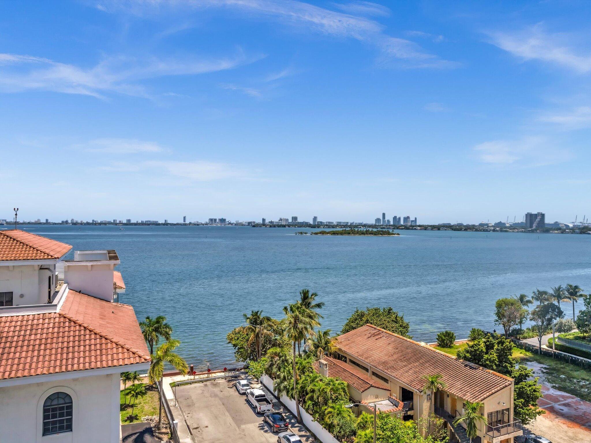601 NE 27th #1208, Miami FL 33137