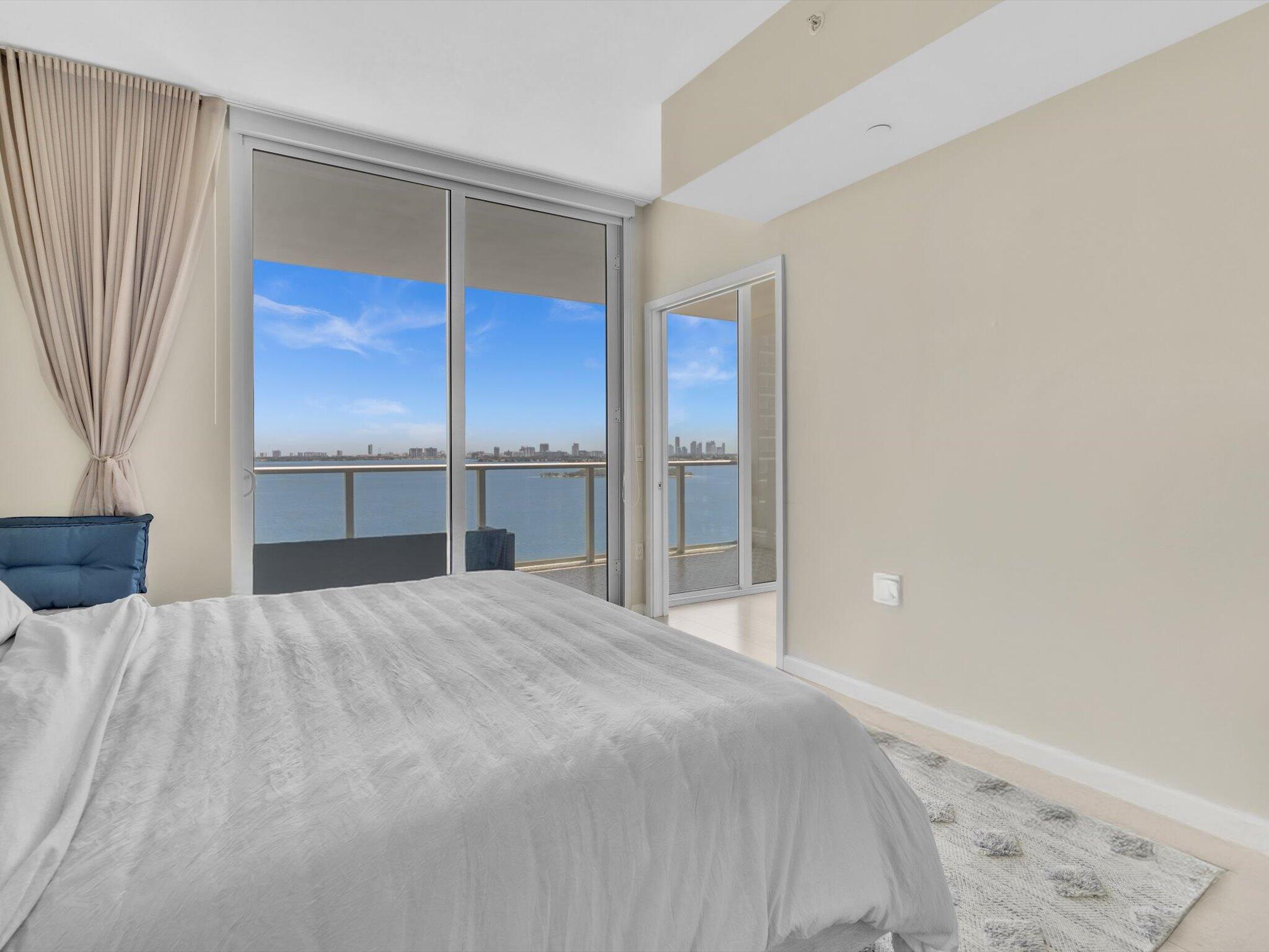 601 NE 27th #1208, Miami FL 33137
