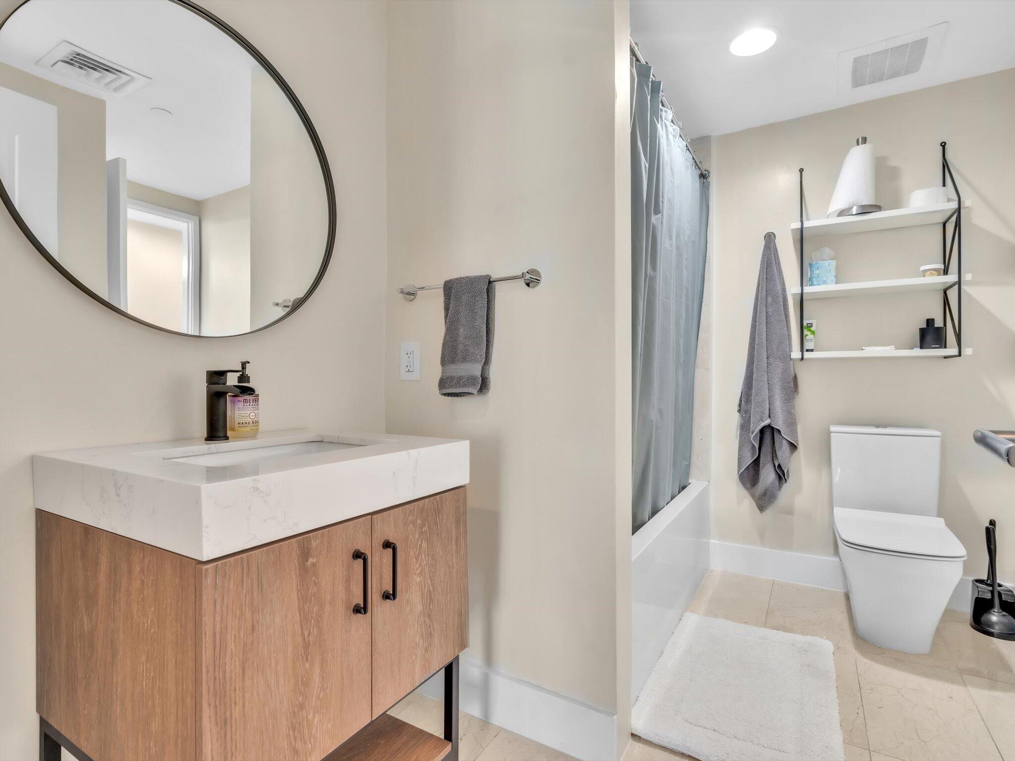 601 NE 27th #1208, Miami FL 33137