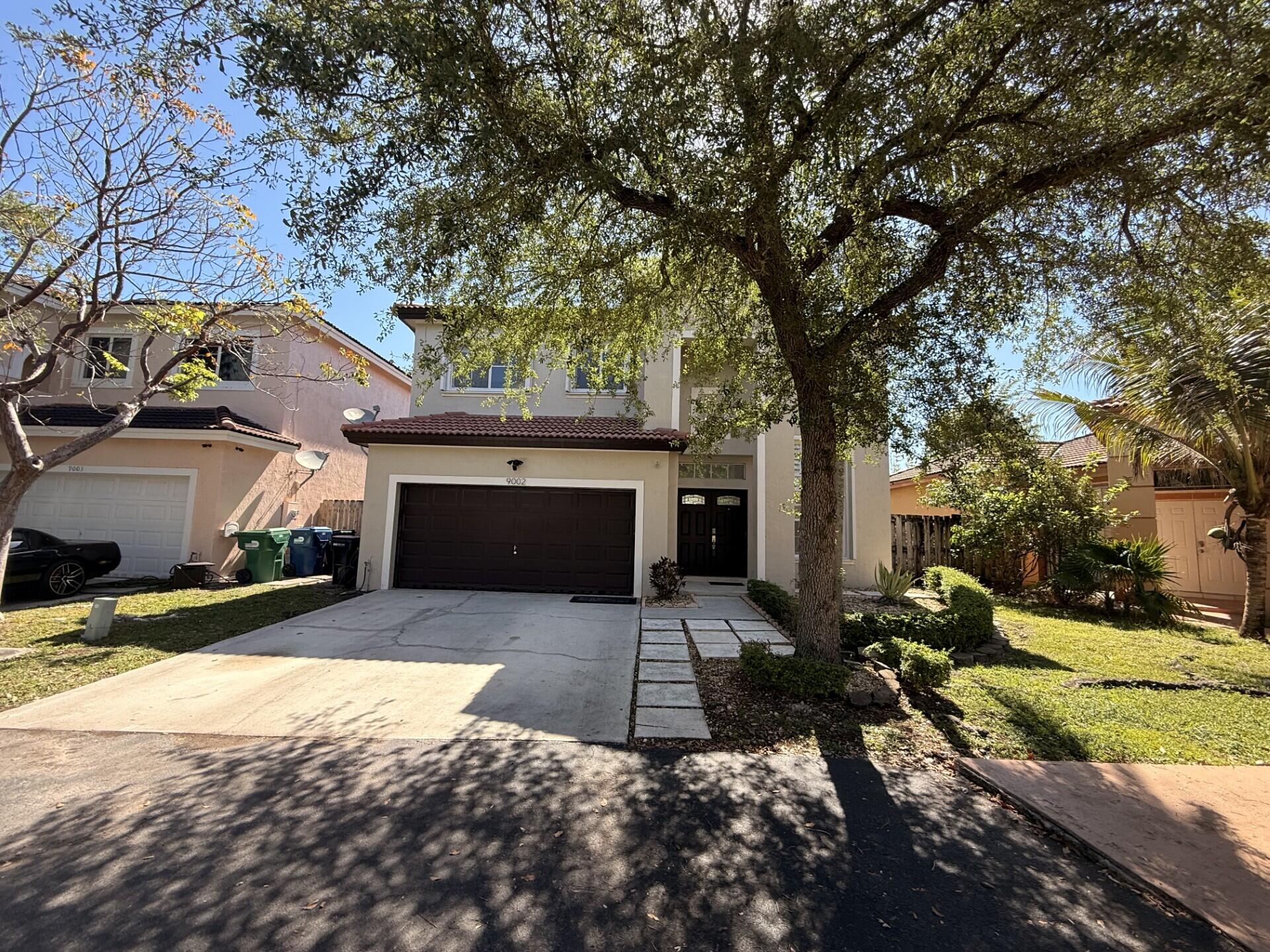 9002 SW 214th, Cutler Bay FL 33189