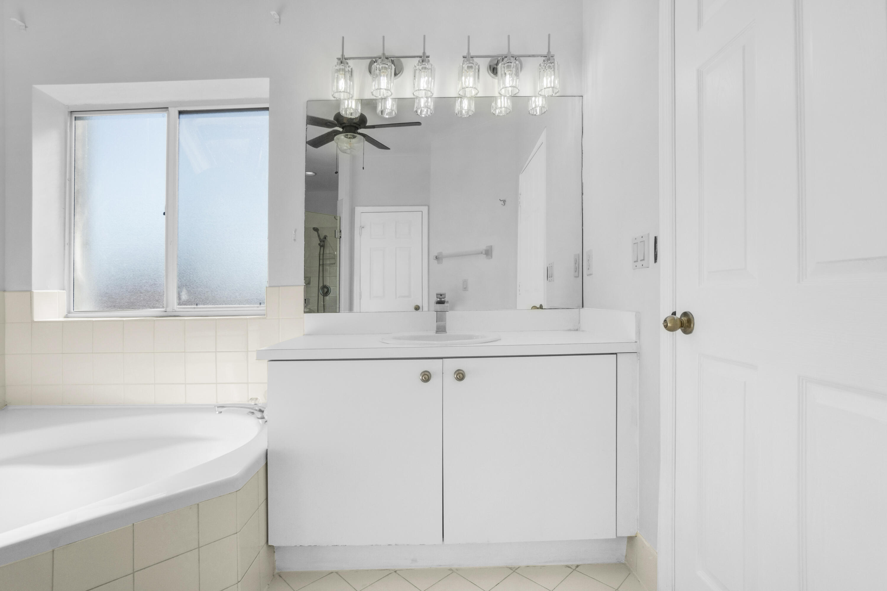9002 SW 214th, Cutler Bay FL 33189