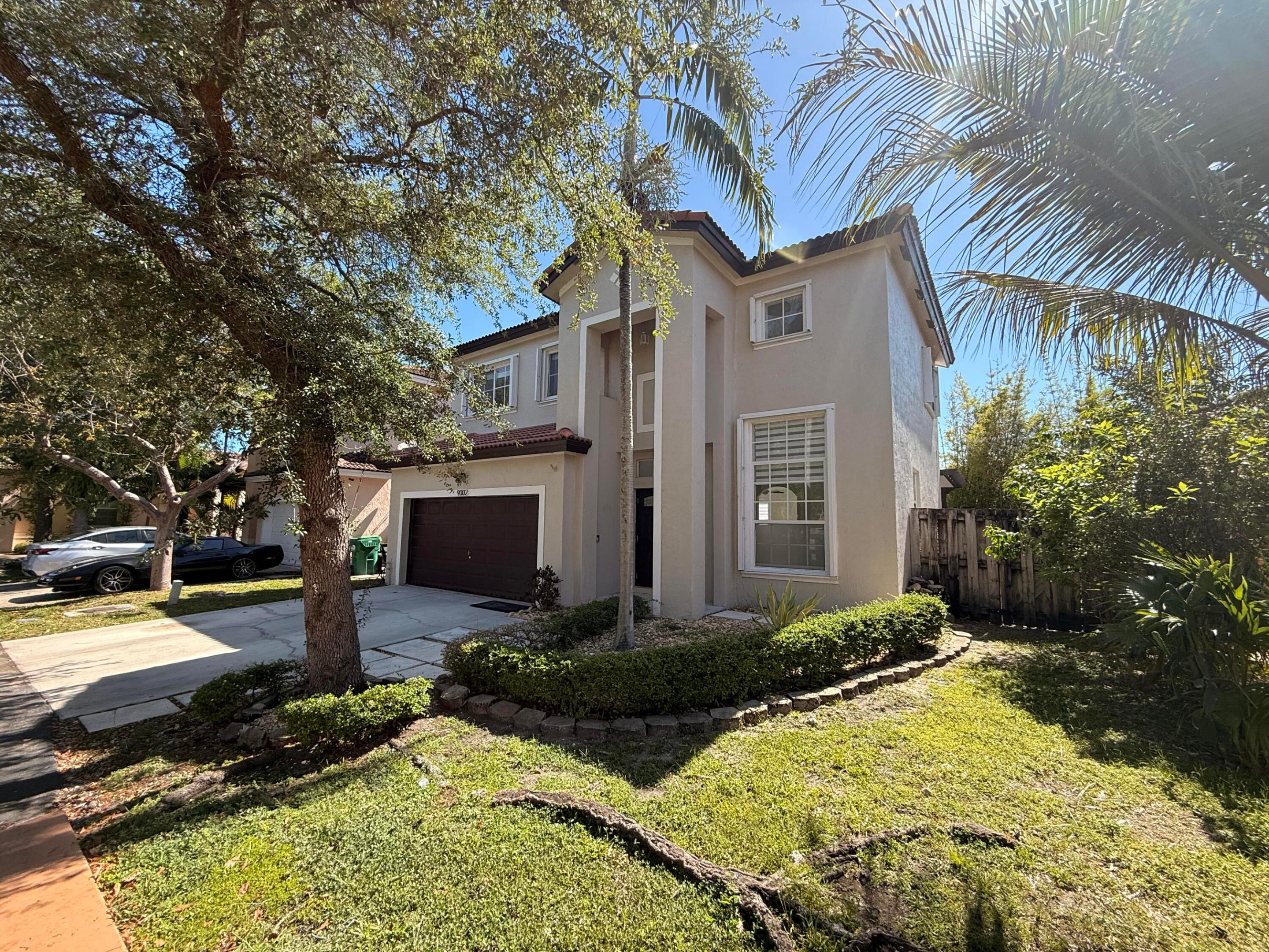 9002 SW 214th, Cutler Bay FL 33189