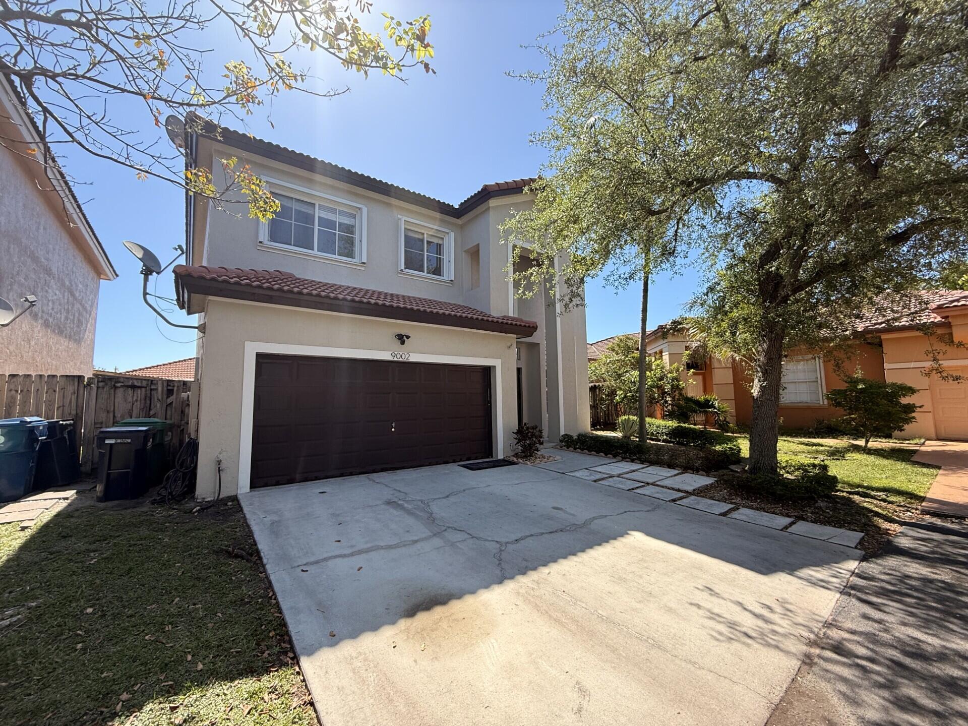9002 SW 214th, Cutler Bay FL 33189