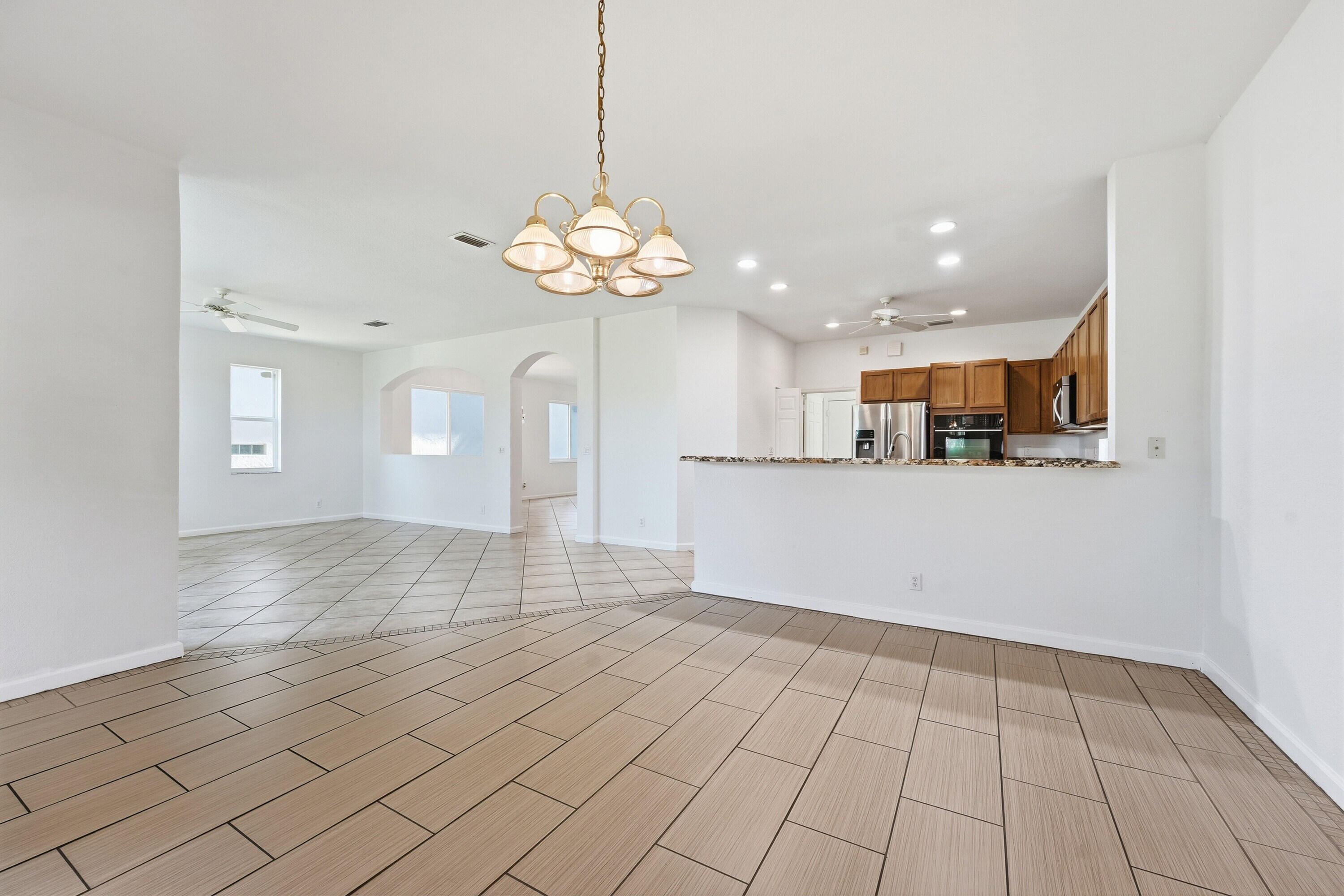1275 Rosegate, Riviera Beach FL 33404
