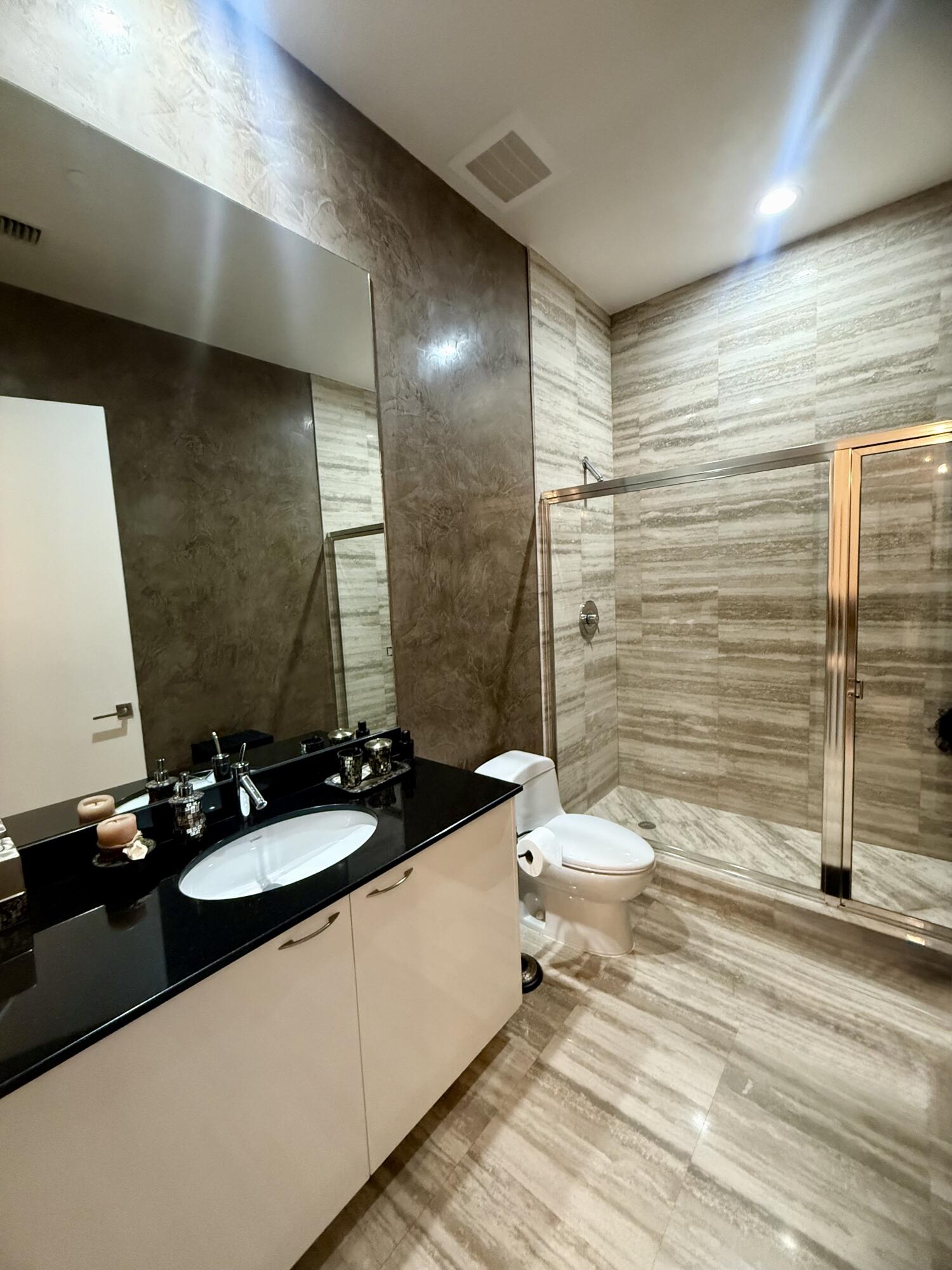 15811 Collins #Ph4307, Sunny Isles Beach FL 33160