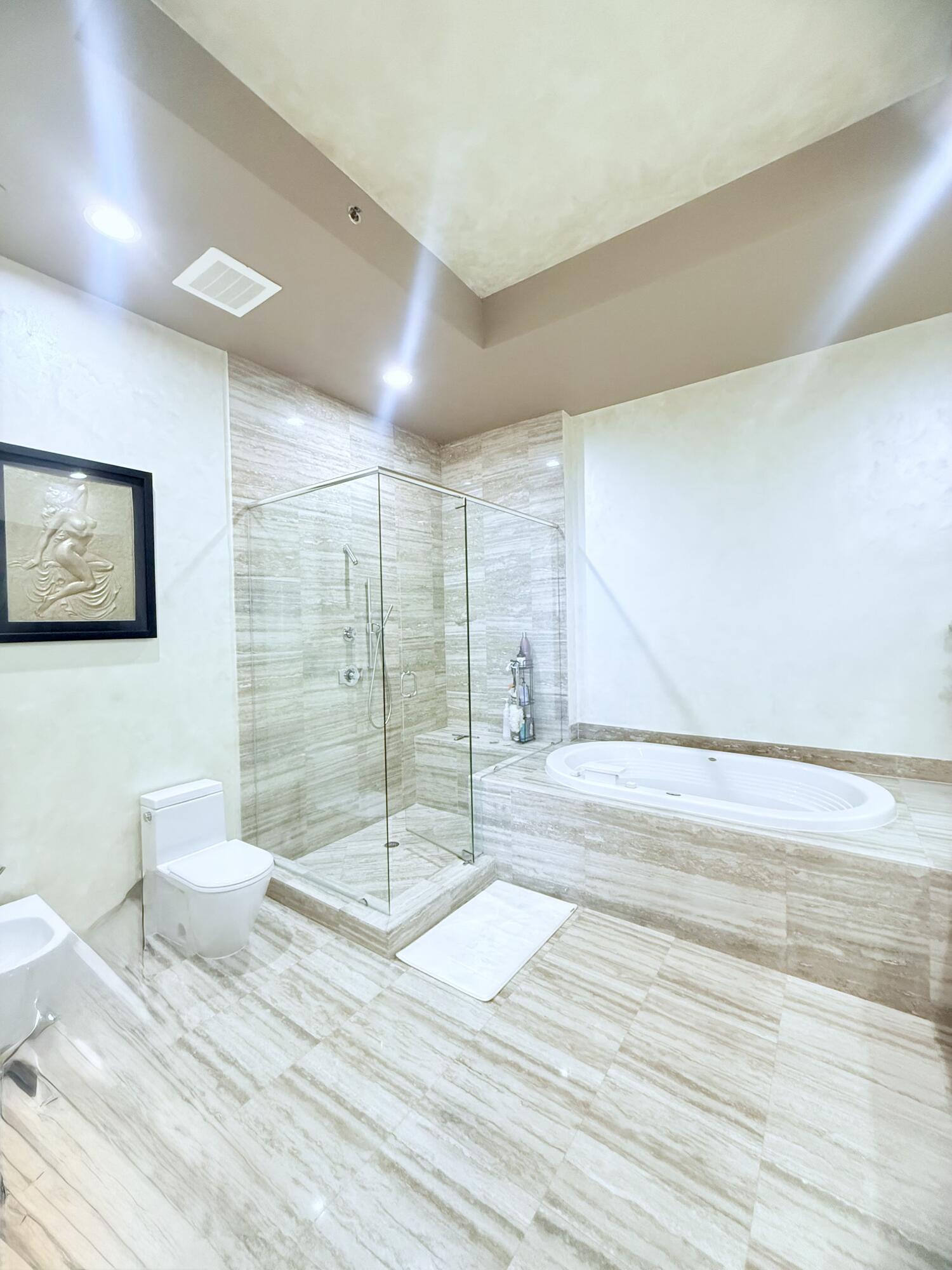 15811 Collins #Ph4307, Sunny Isles Beach FL 33160