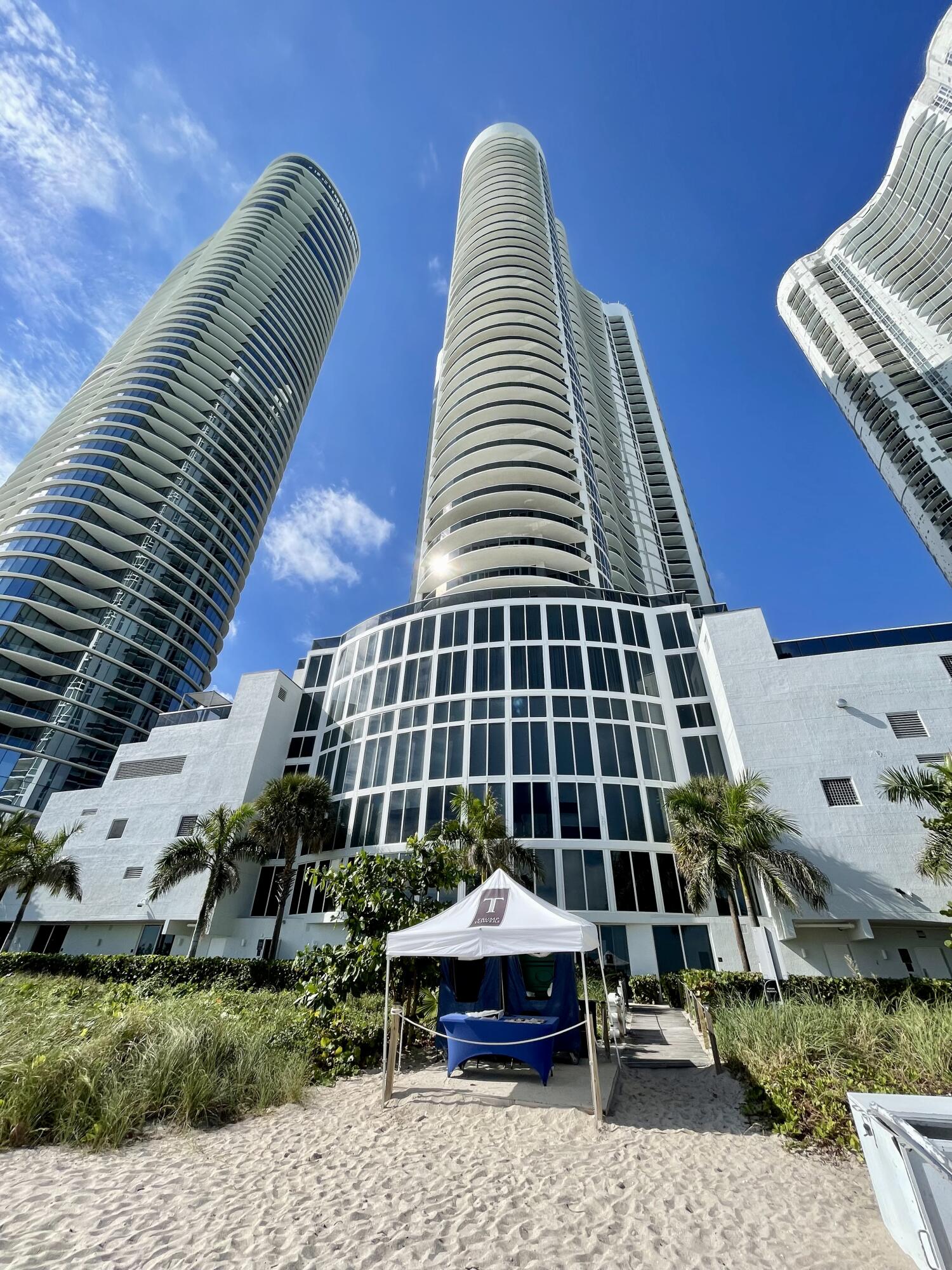 15811 Collins #Ph4307, Sunny Isles Beach FL 33160