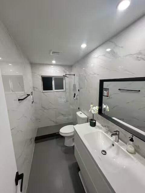 739 SE 12th, Deerfield Beach FL 33441